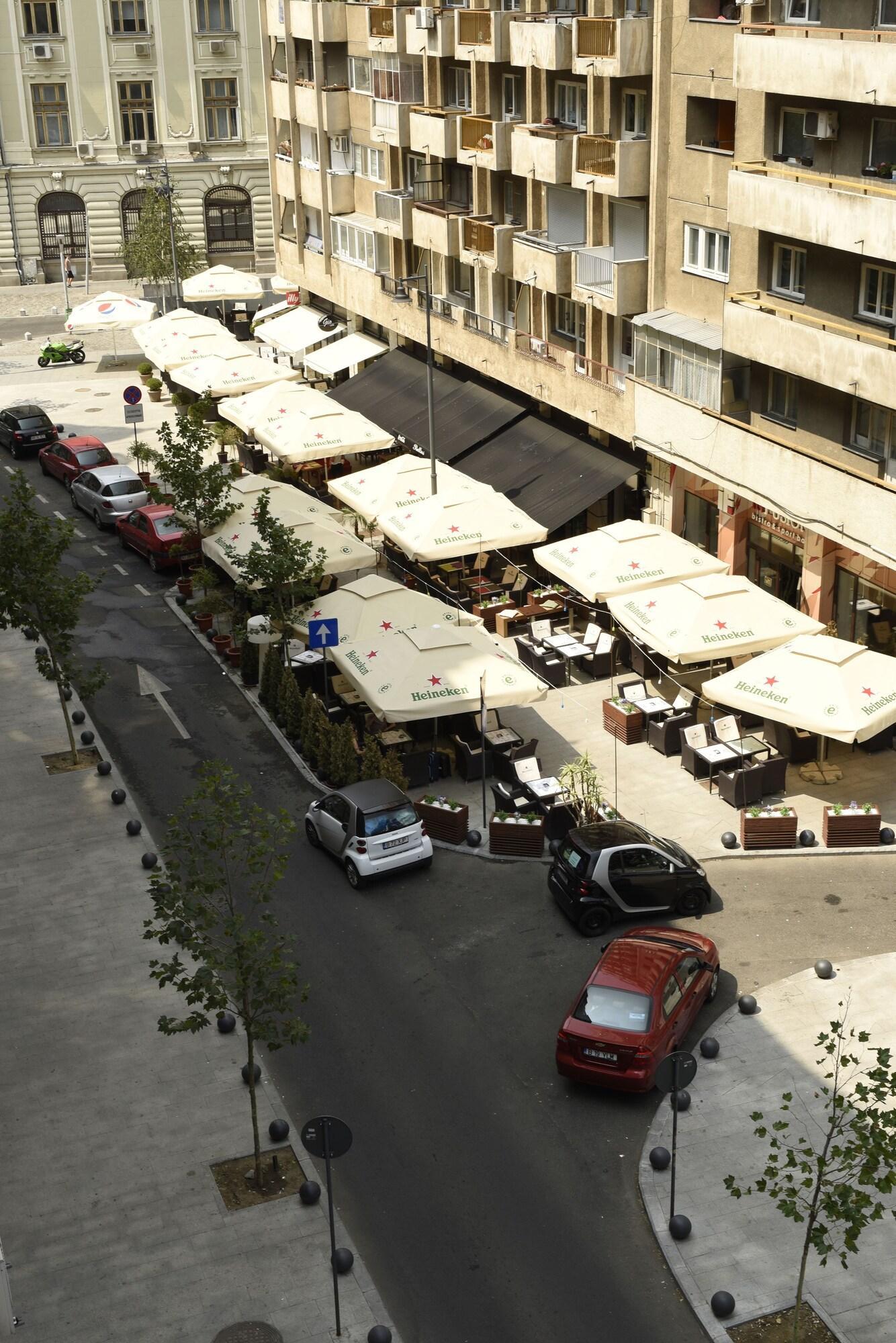 Instalaciones Recreativas Metropole Apartments Old City