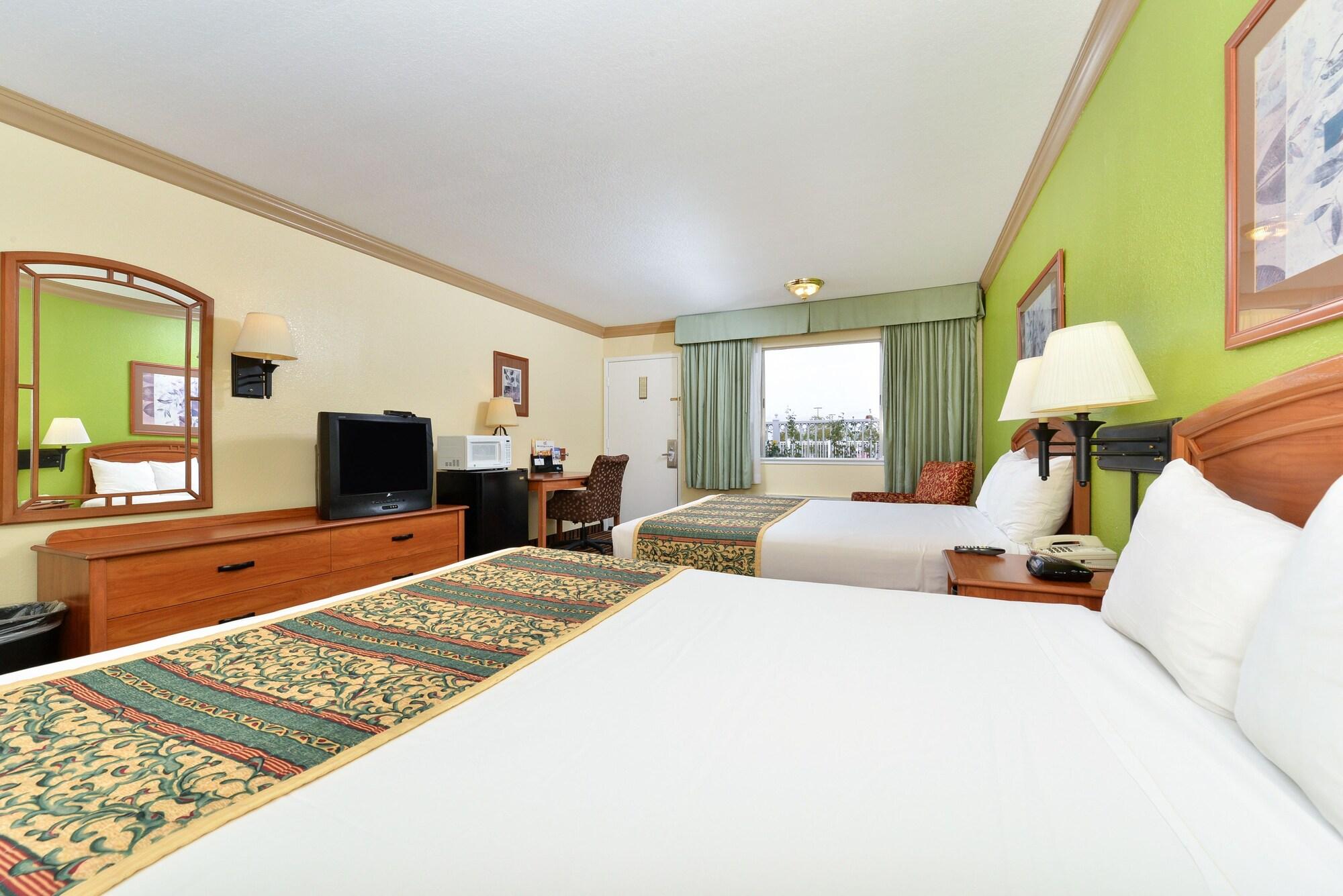 Habitación Americas Best Value Inn Vacaville Napa Valley