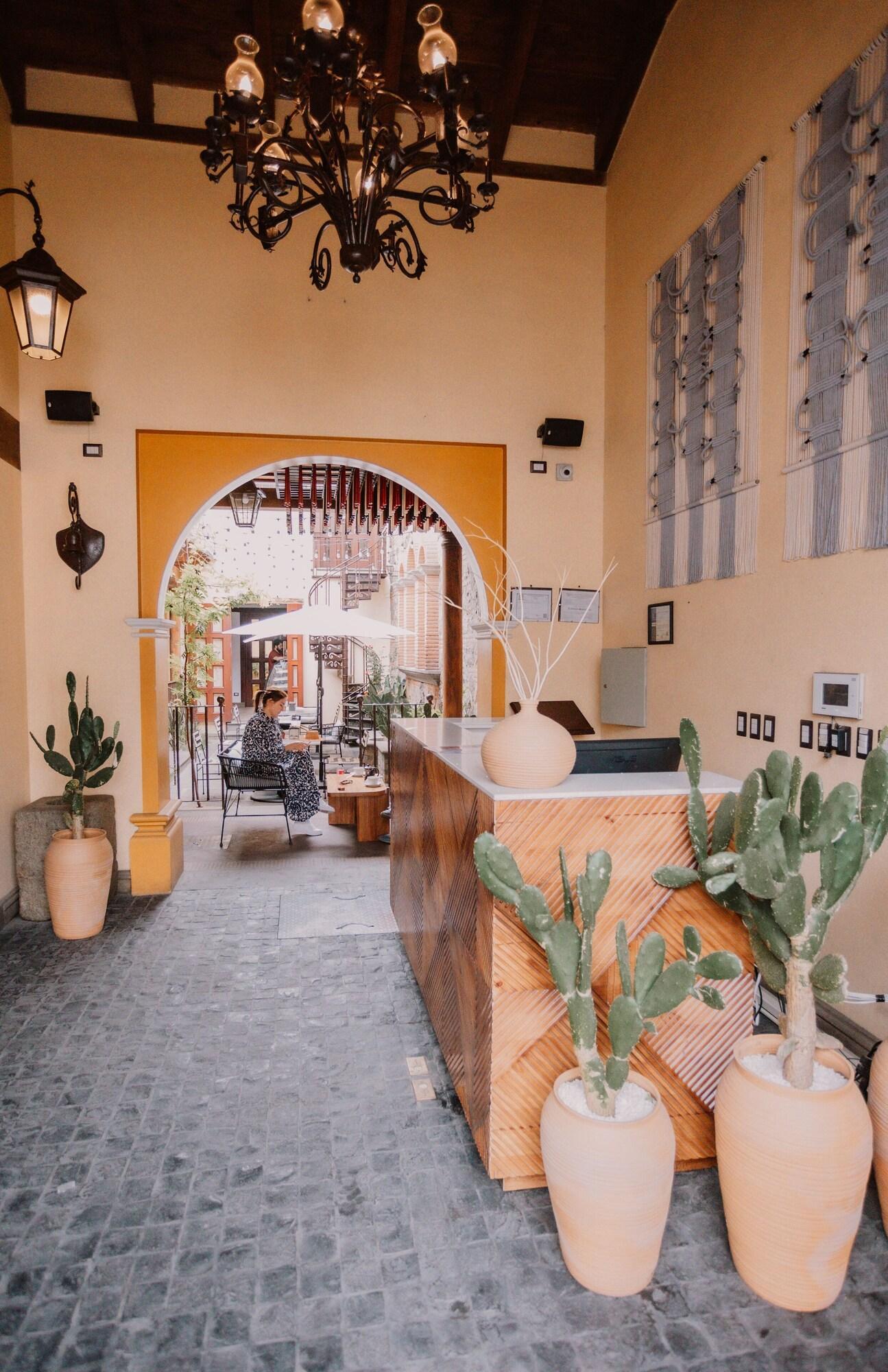 Vista Lobby Mestizo Antigua