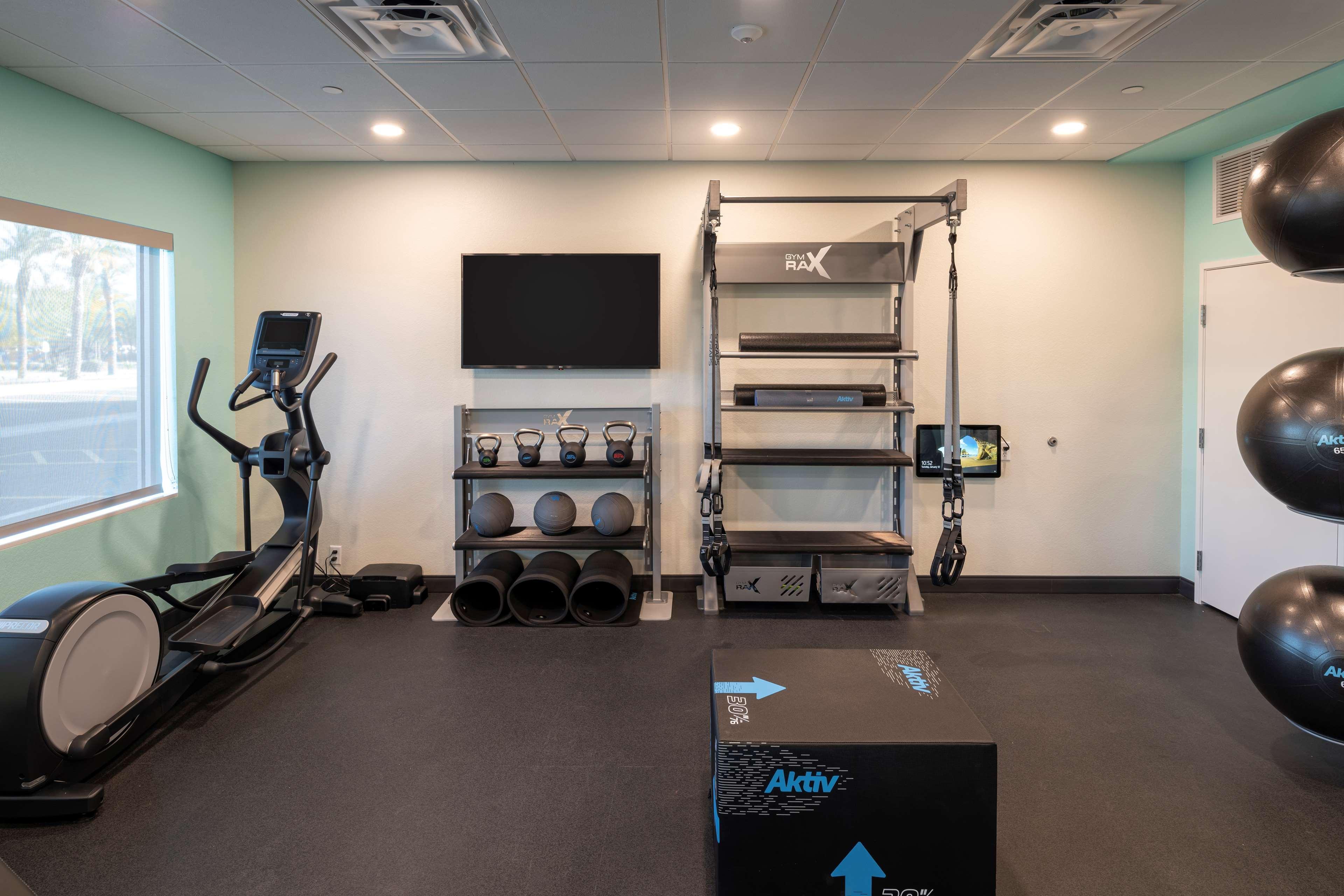 Gimnasio Tru By Hilton Phoenix Glendale Westgate, AZ