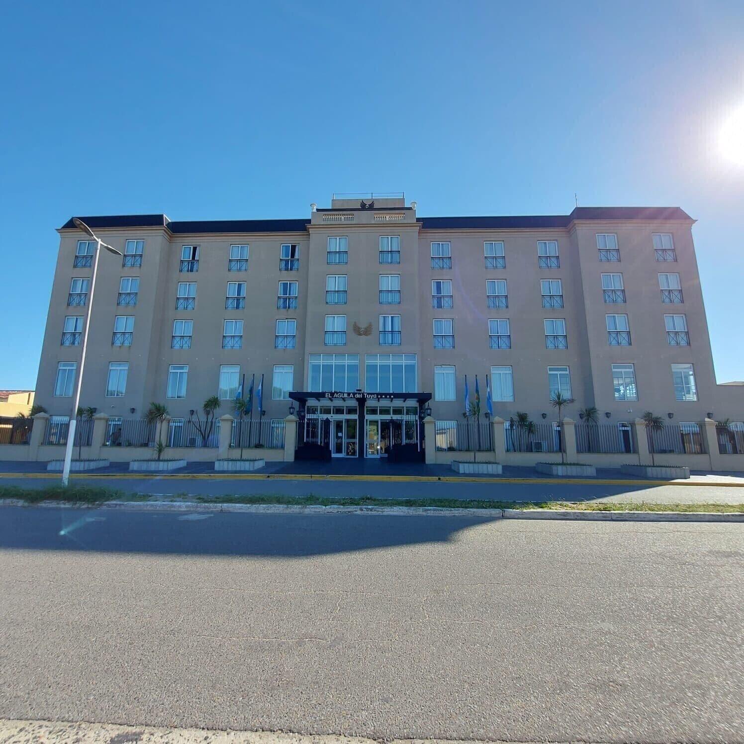 Vista Exterior Hotel El Aguila del Tuyu