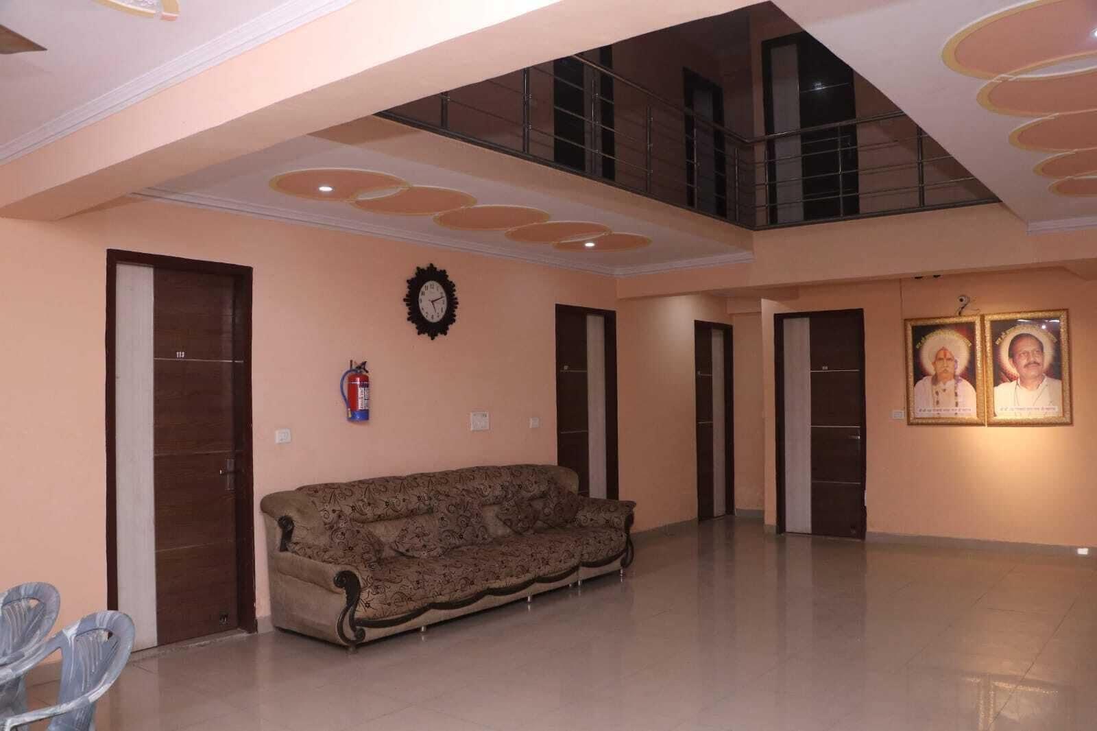 Vista Lobby Gopi Dham By GRB
