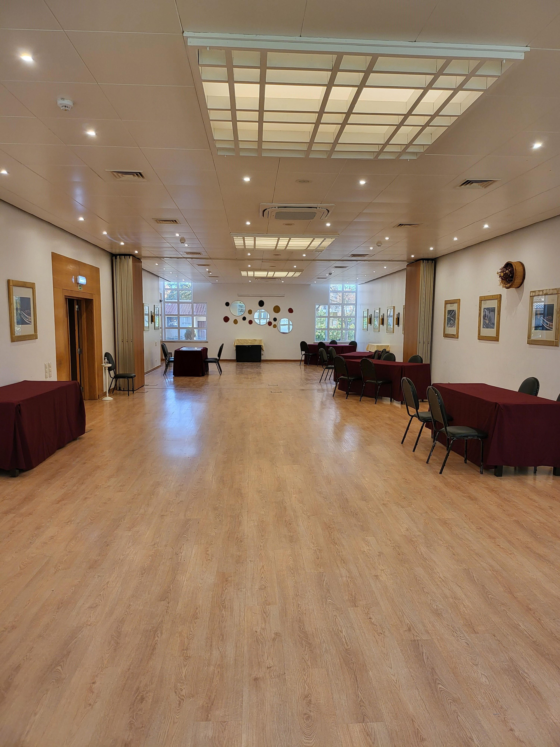 Centro de Negocios TRYP Montijo Parque Hotel