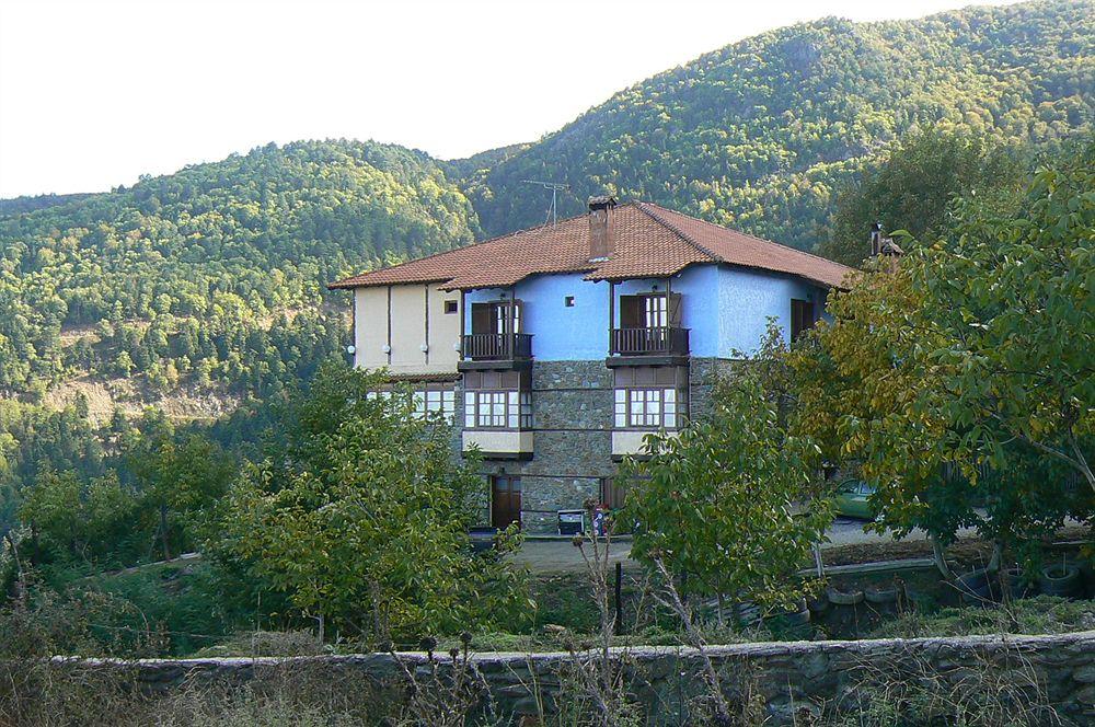 Playa Sintrivanis Mountain