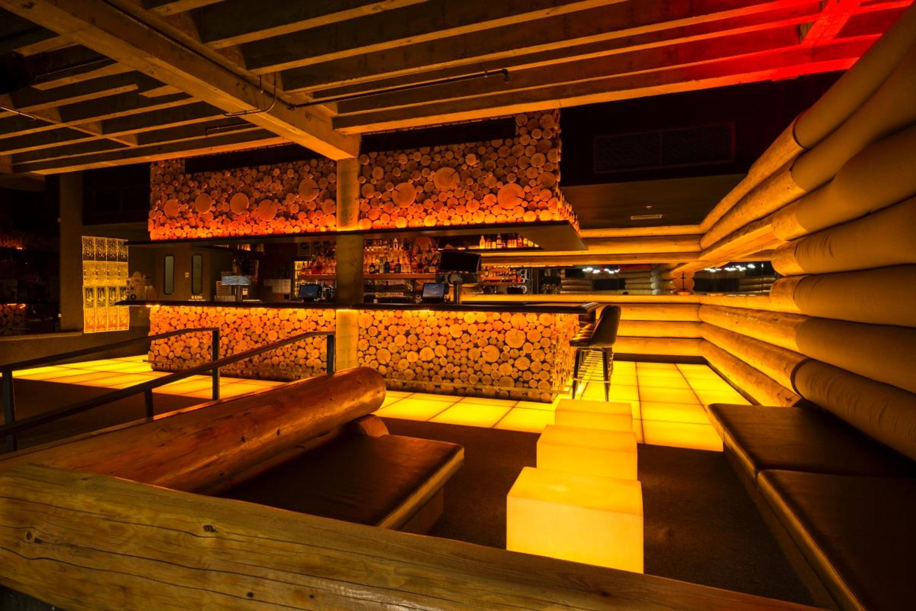 Bar/Salón Jupiter Hotel