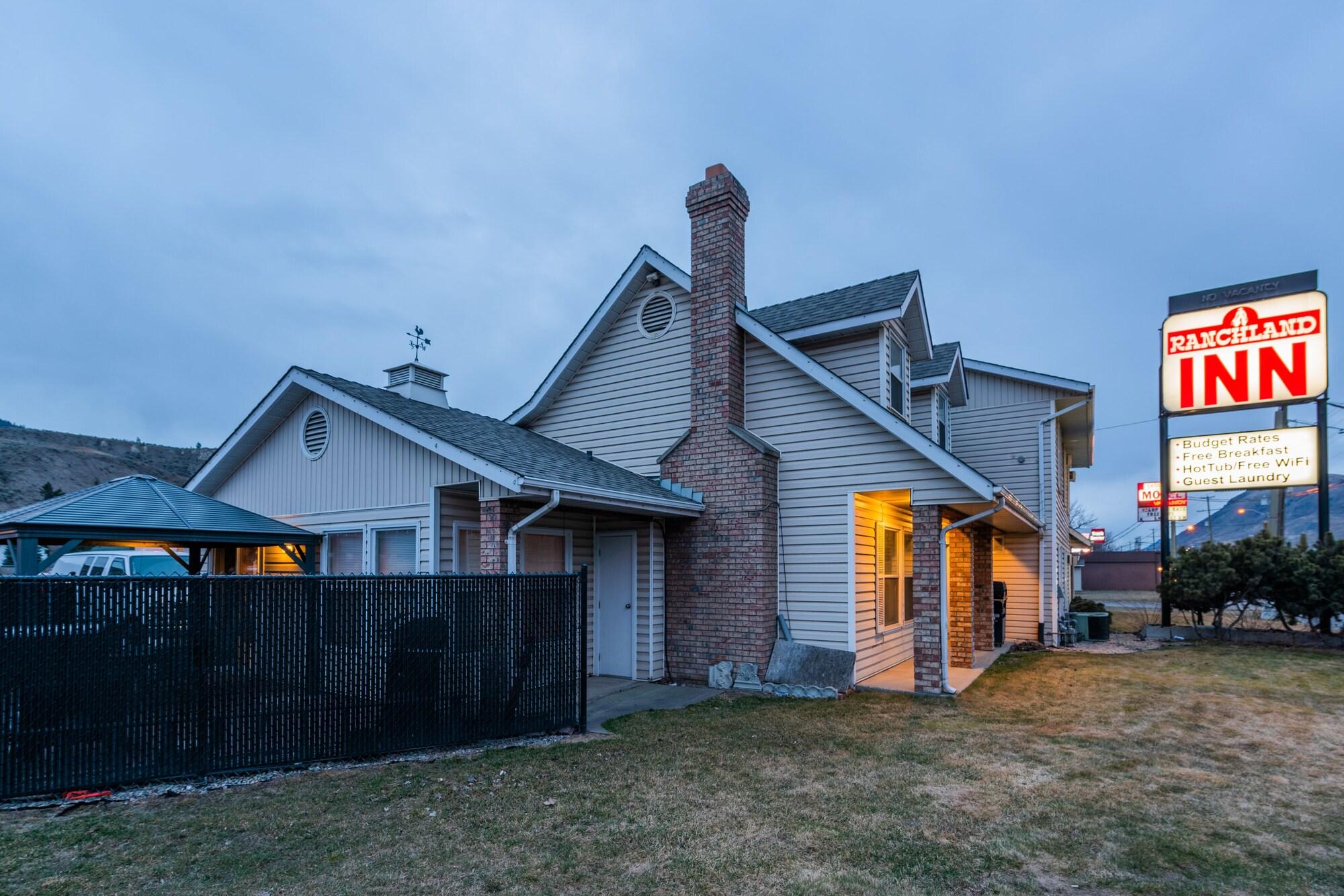 Vista Exterior The Ranchland Inn