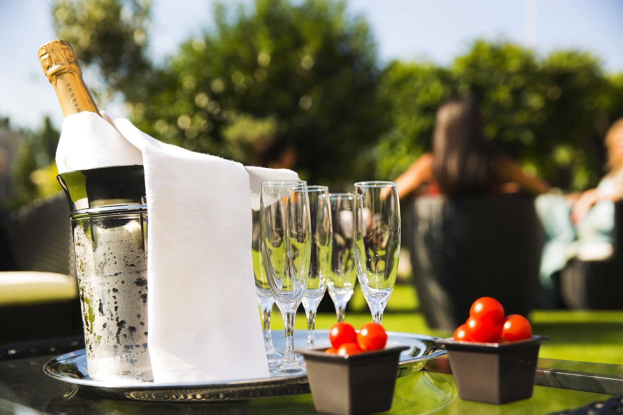 Restaurant Executive Hotel Paris Gennevilliers