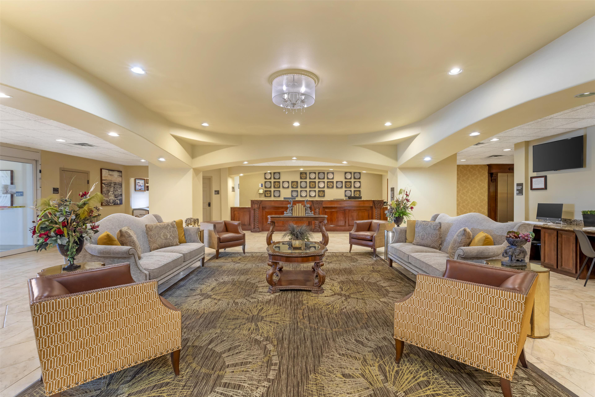 Vista Lobby Best Western Plus Monica Royale Inn & Suites