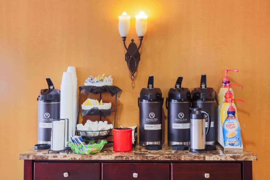 Restaurant La Quinta Inn & Suites Islip