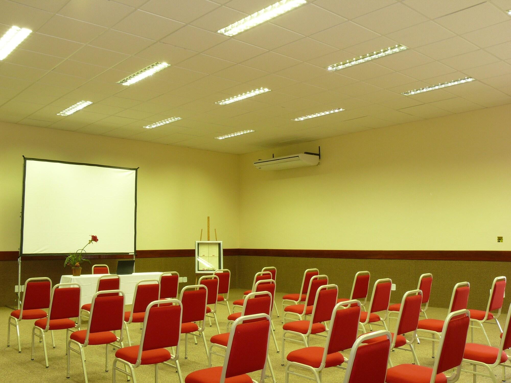 Sala de Reuniones Pousada Caminho do Sol