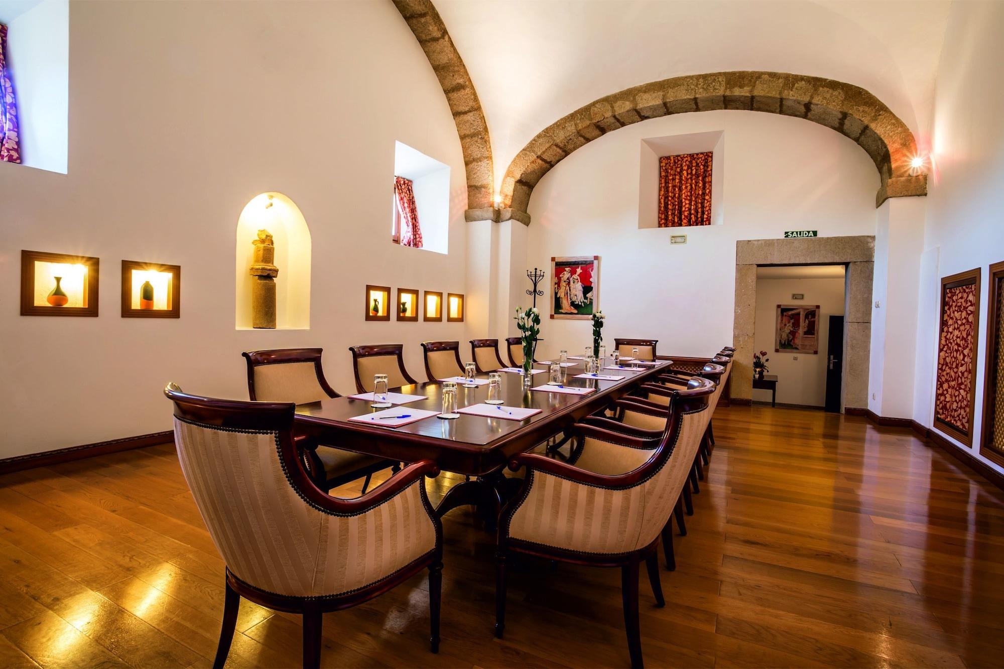 Sala de Reuniones Hotel Izan Trujillo
