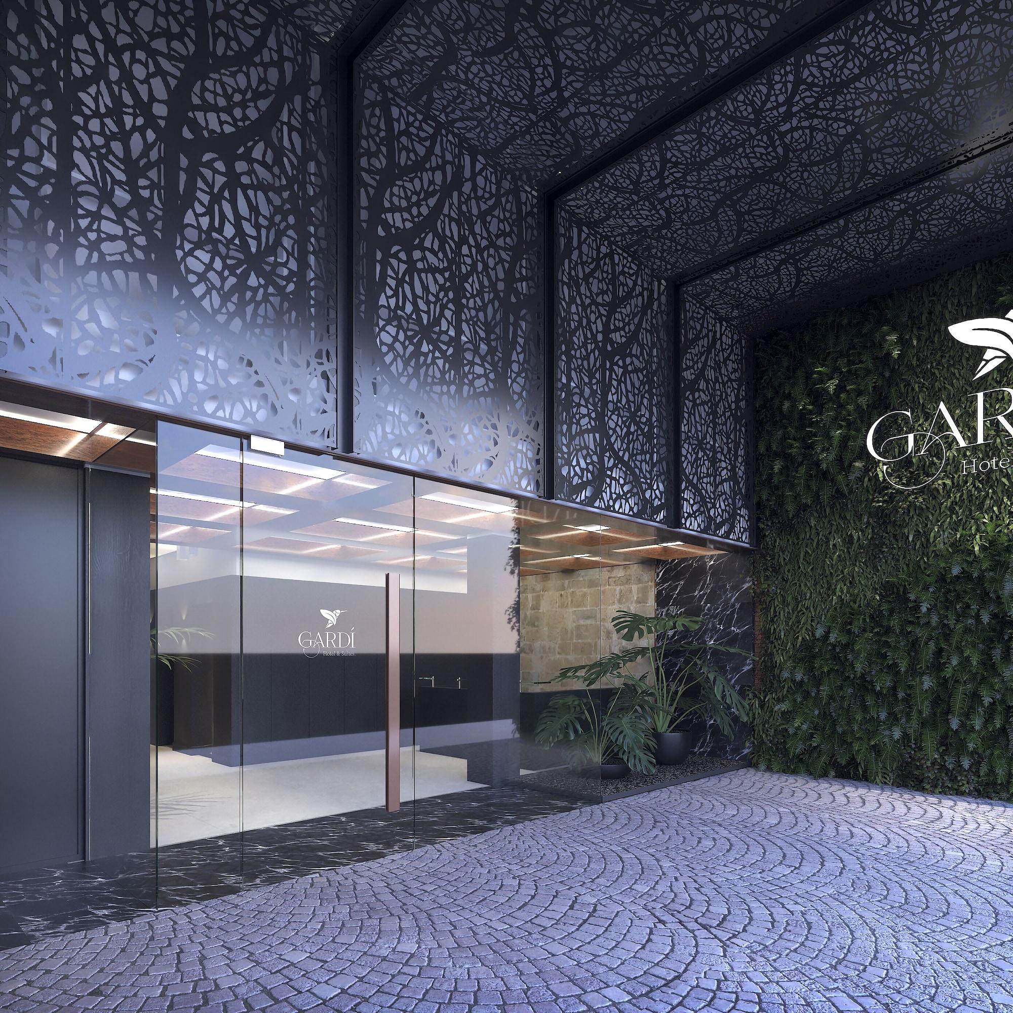 Varios Gardi Hotel & Suites
