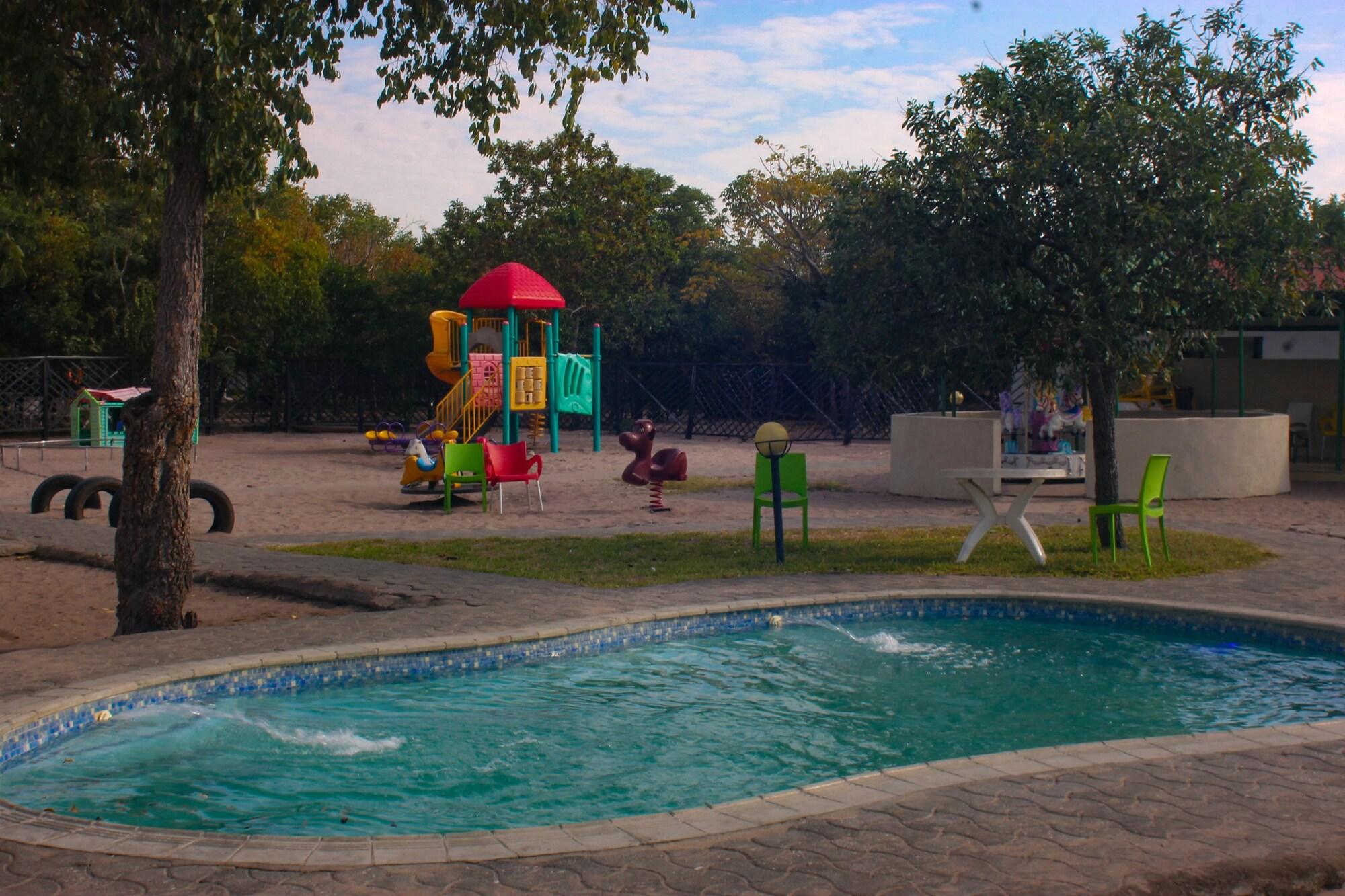 Instalaciones Recreativas Acamms Gardens Lodge Mongu
