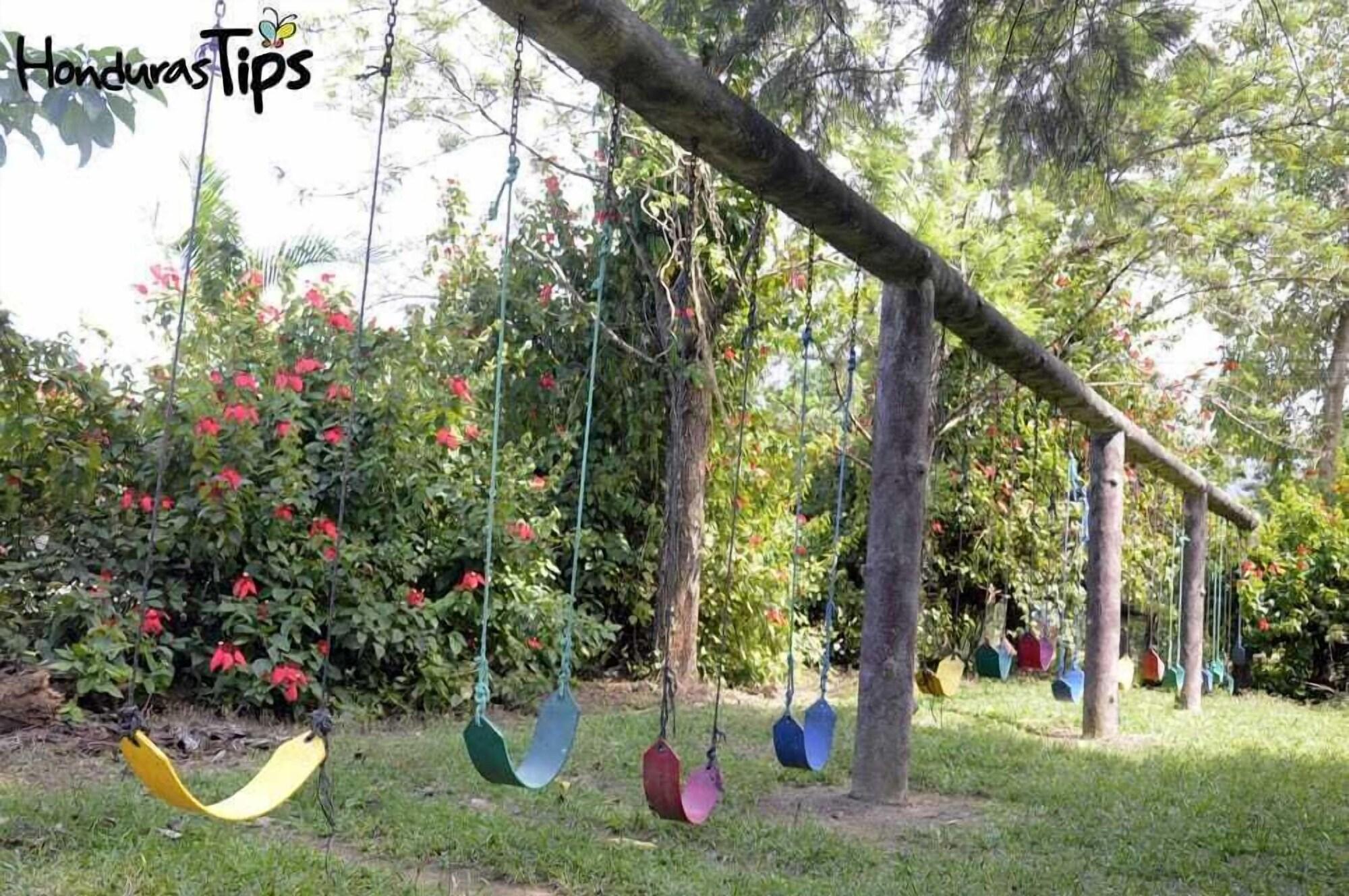 Instalaciones Recreativas Parque Ecoturistico Natural View