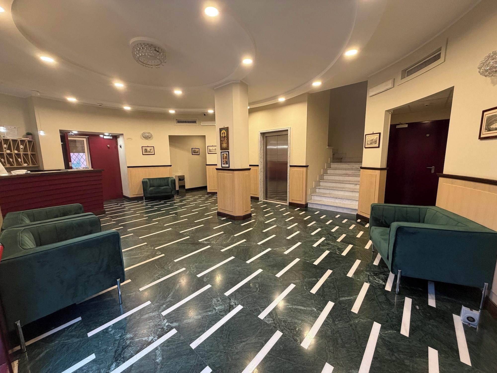 Vista Lobby Palazzo Sant'Antonio Roma