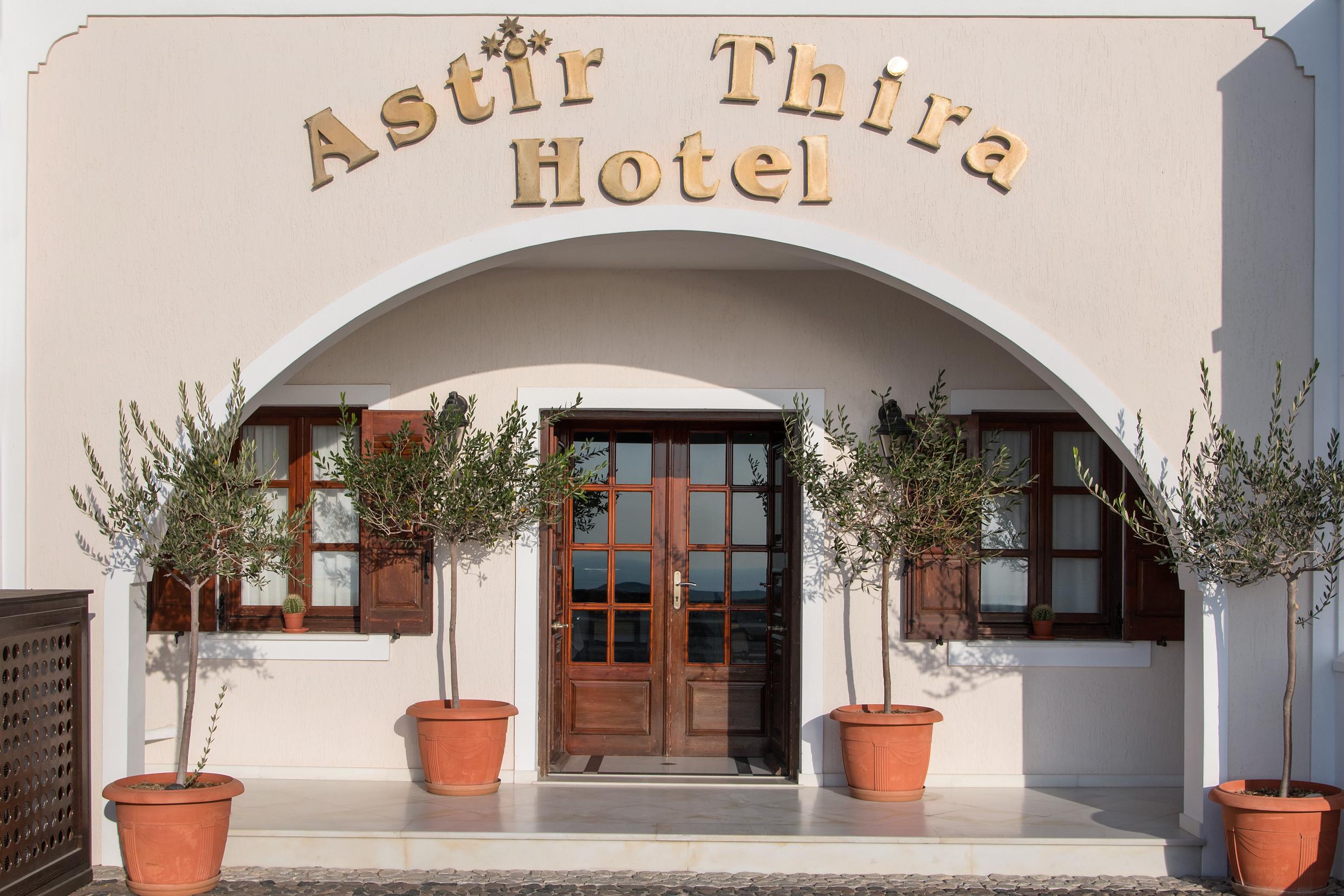 Vista Piscina Astir Thira Hotel
