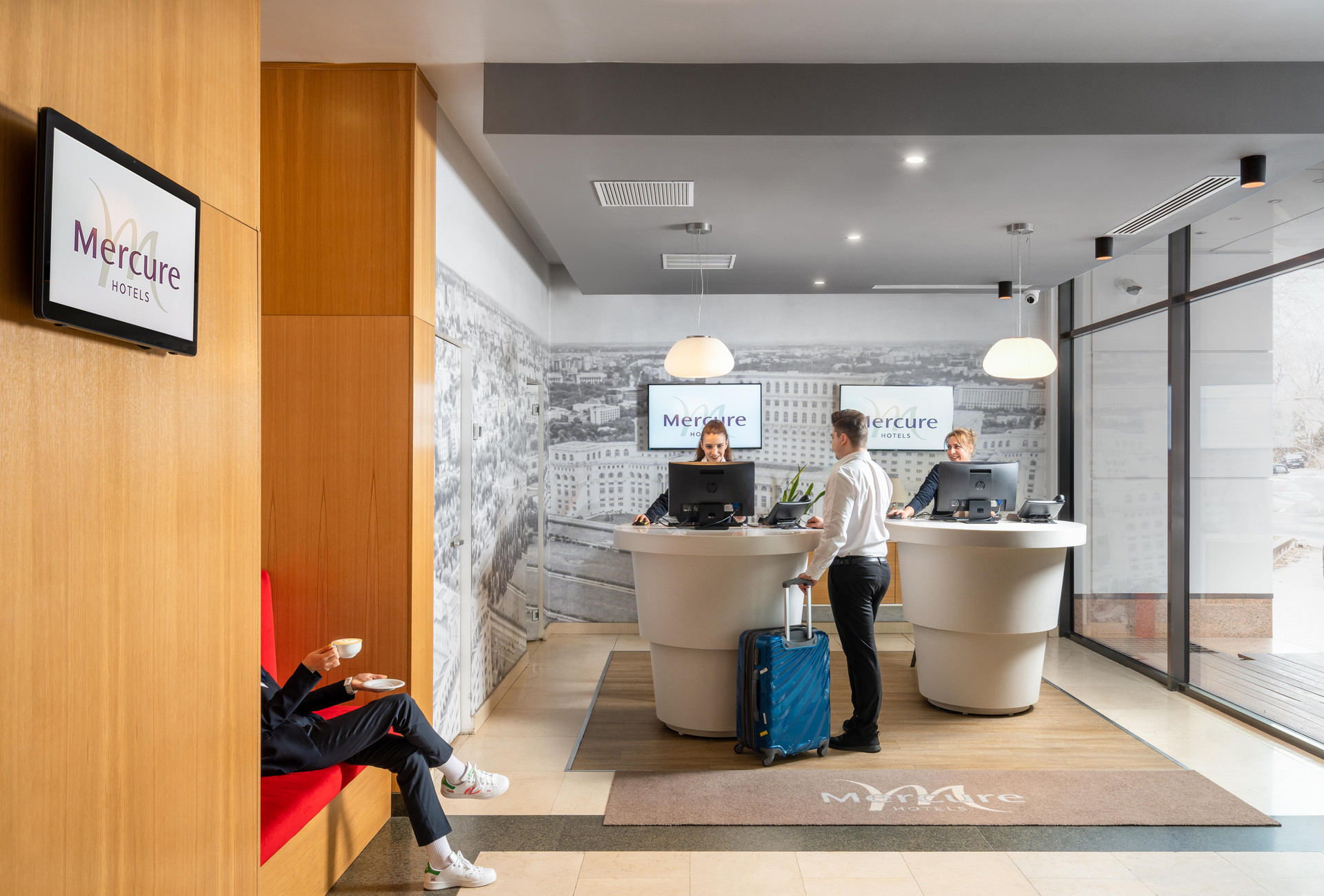 Vista Lobby Mercure Bucharest Unirii