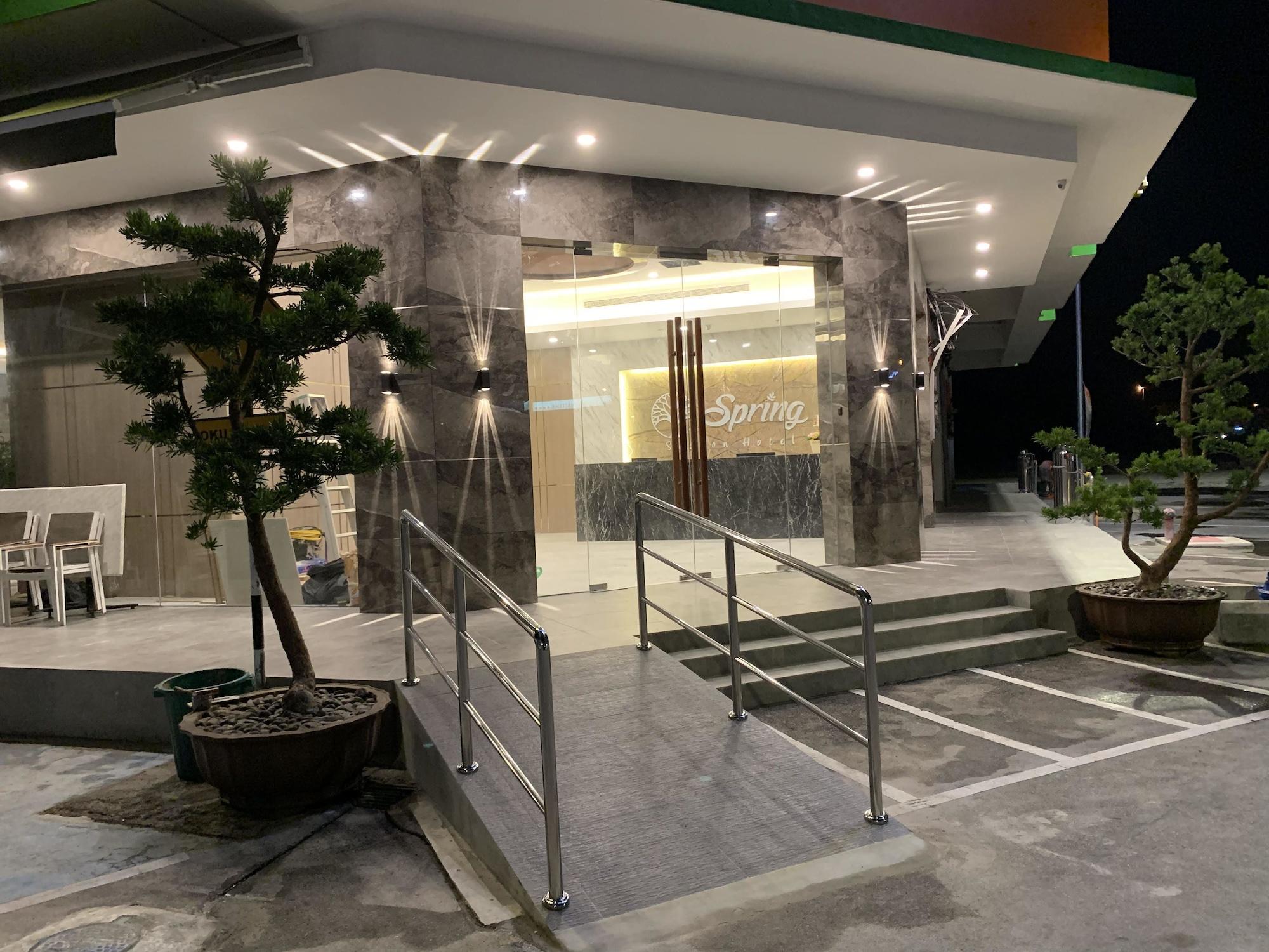 Vista Exterior Spring Season Hotel