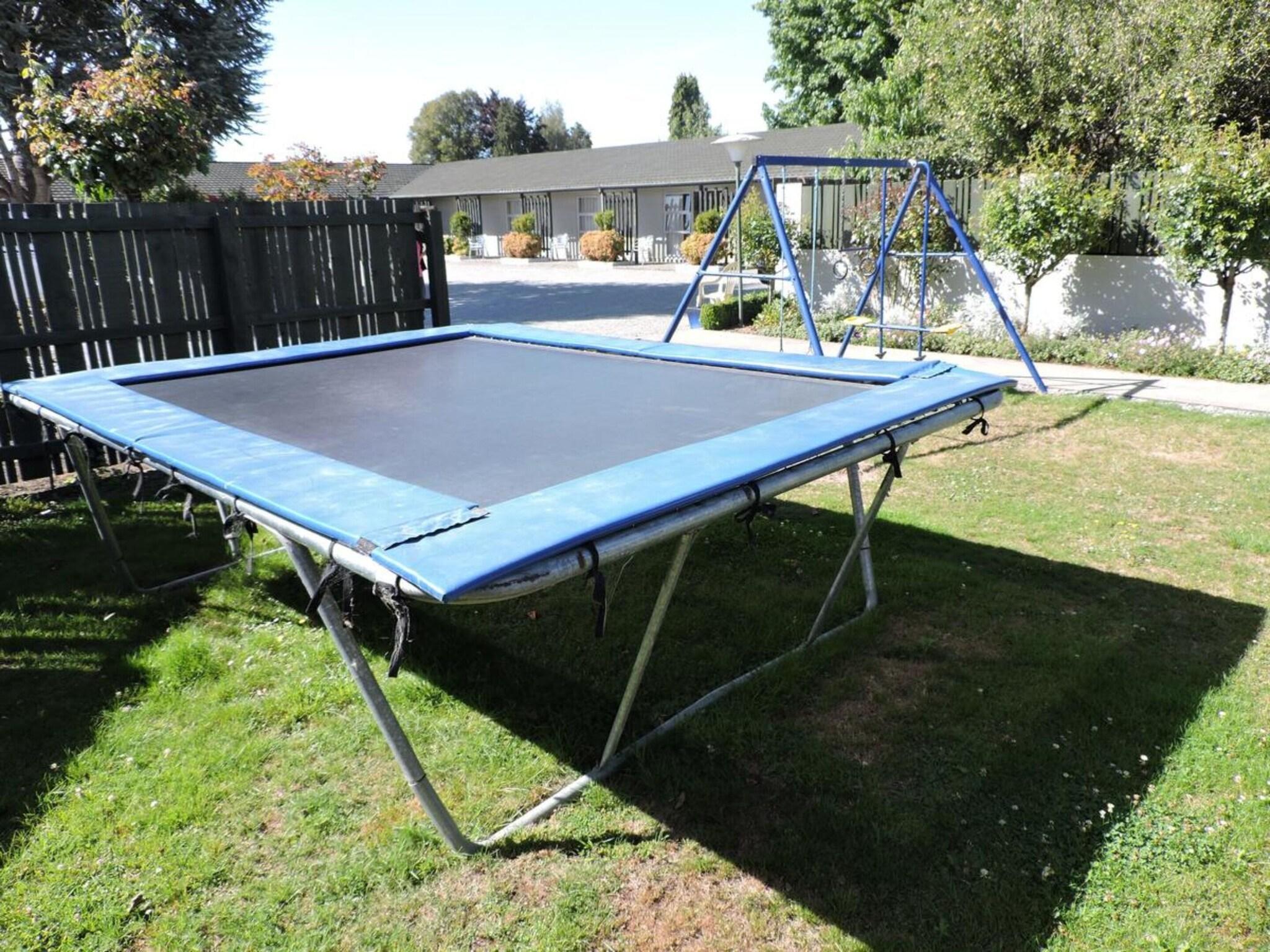 Instalaciones Recreativas Andorra Motel