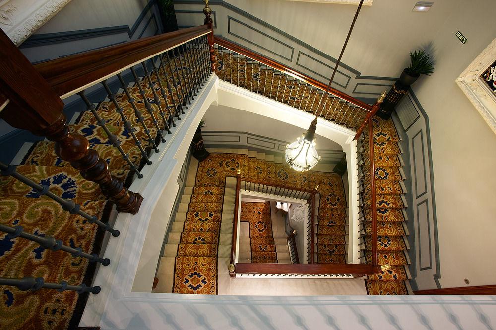 Varios Palacio Guendulain