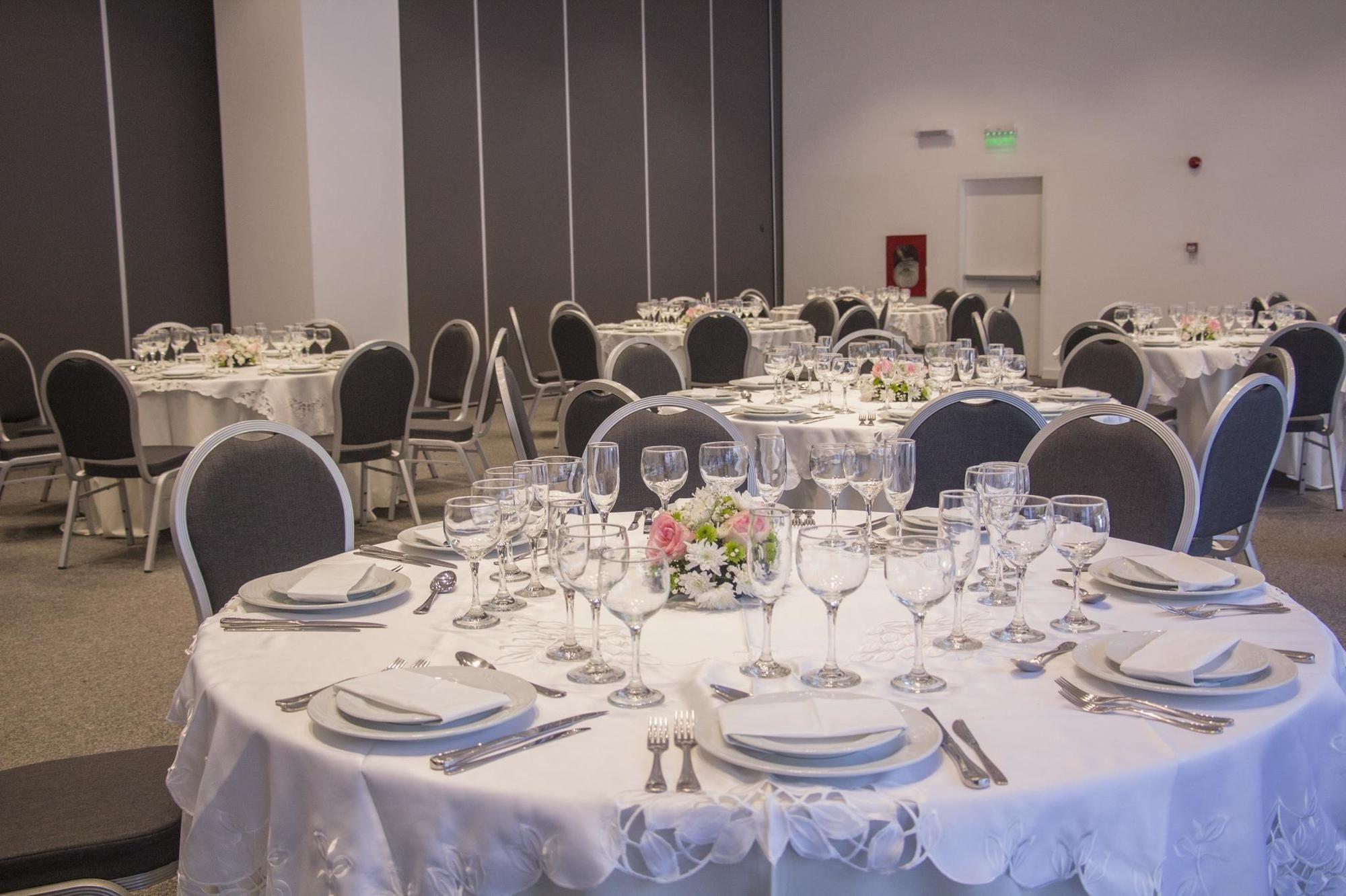 Salón de Baile Esplendor by Wyndham Asunción