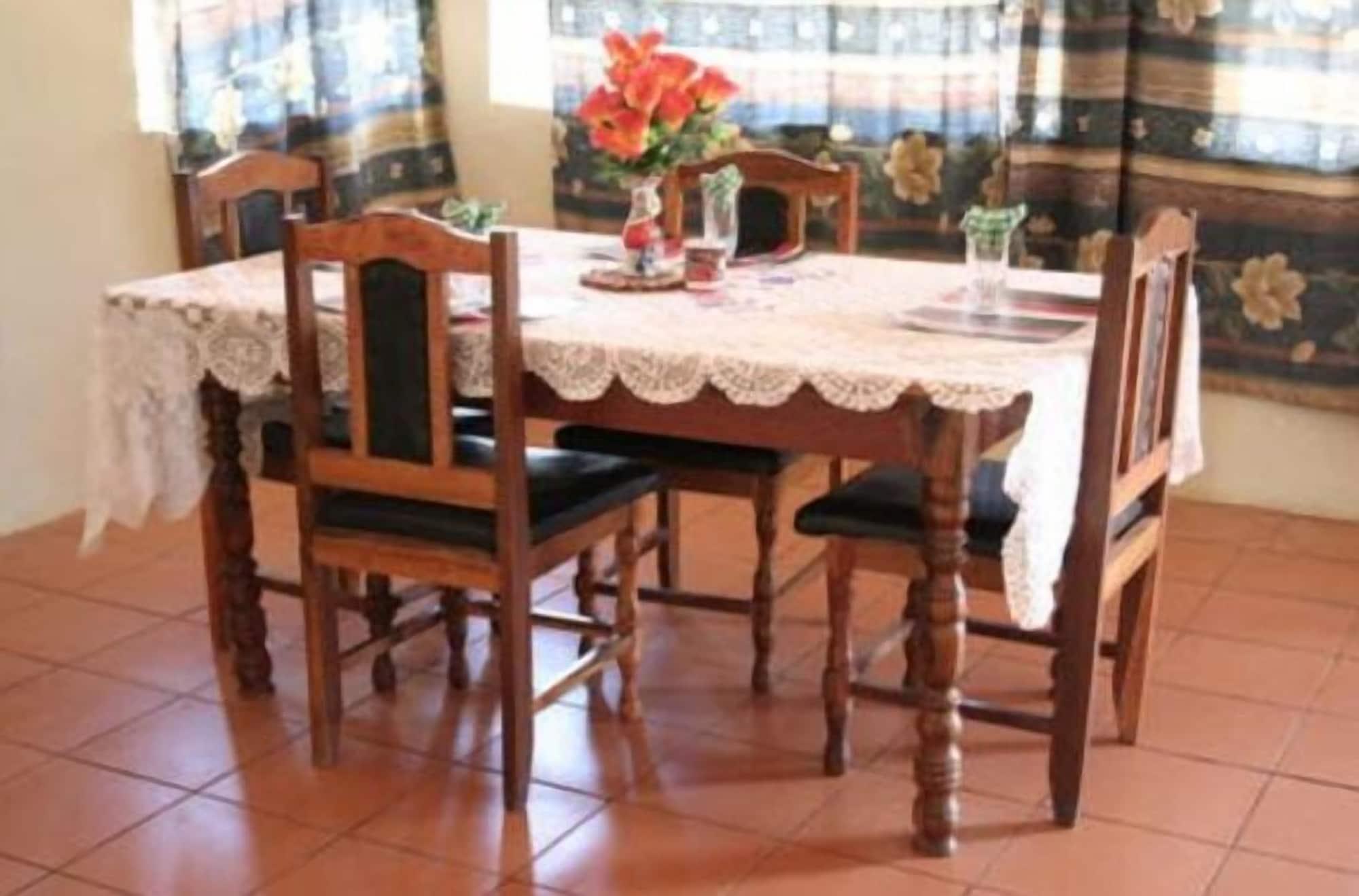 Equipamiento de Habitación Kwesu Guest House