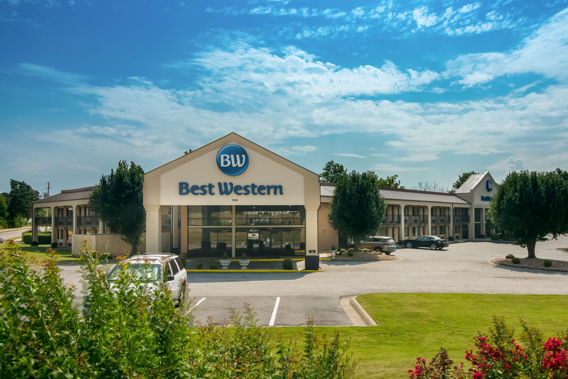 Vista Exterior Best Western Windsor Suites