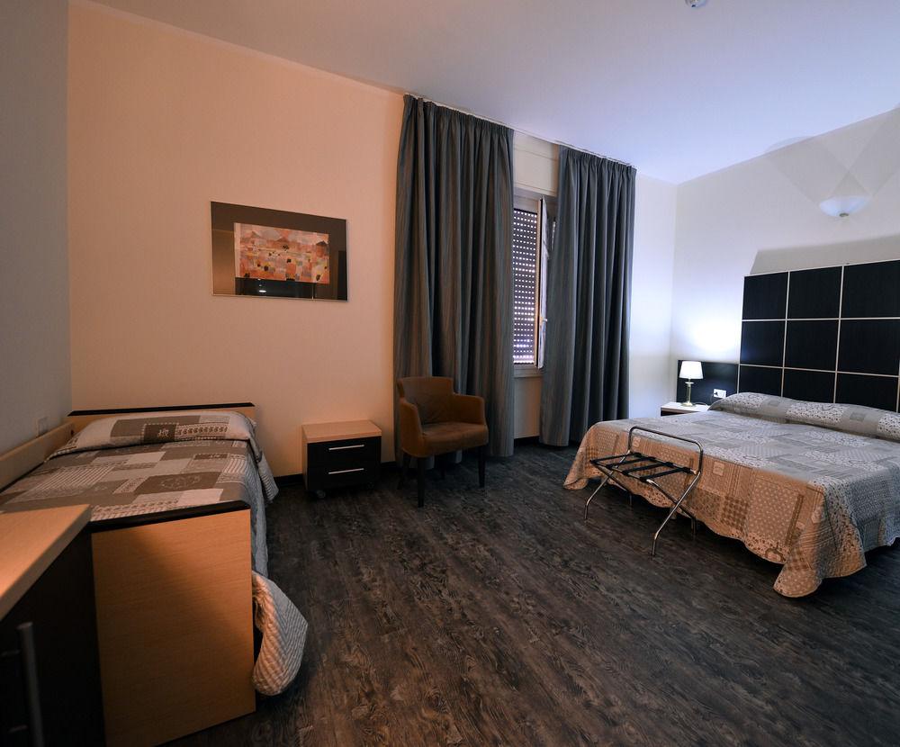 Habitación Hotel Ferrari