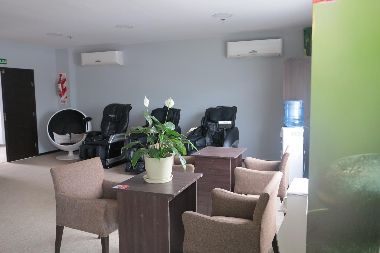 Vista Lobby Howard Johnson Plaza Villa Carlos Paz
