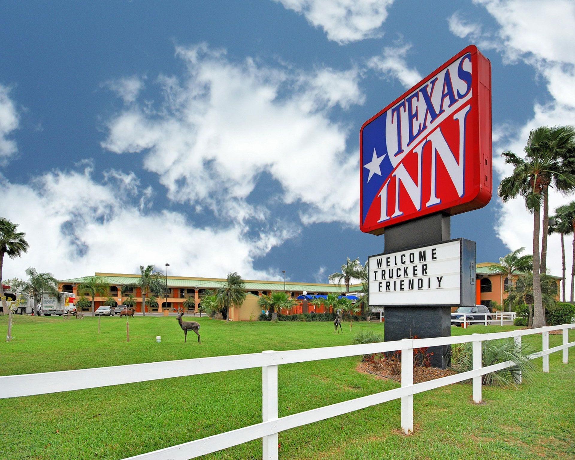 Vista Exterior Texas Inn Harlingen