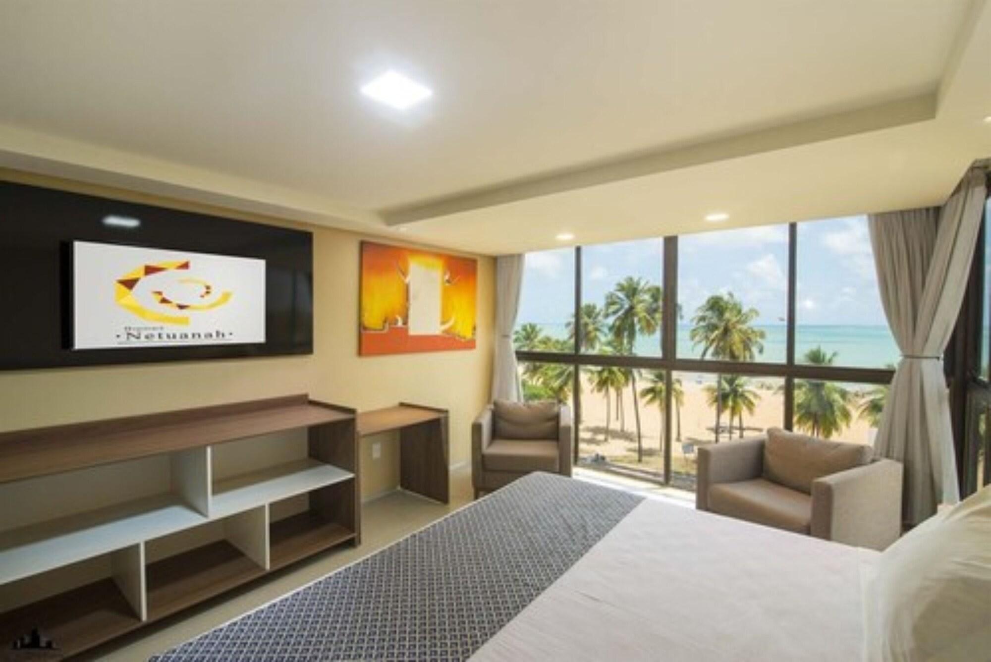 Comodidades do quarto Netuanah Praia Hotel