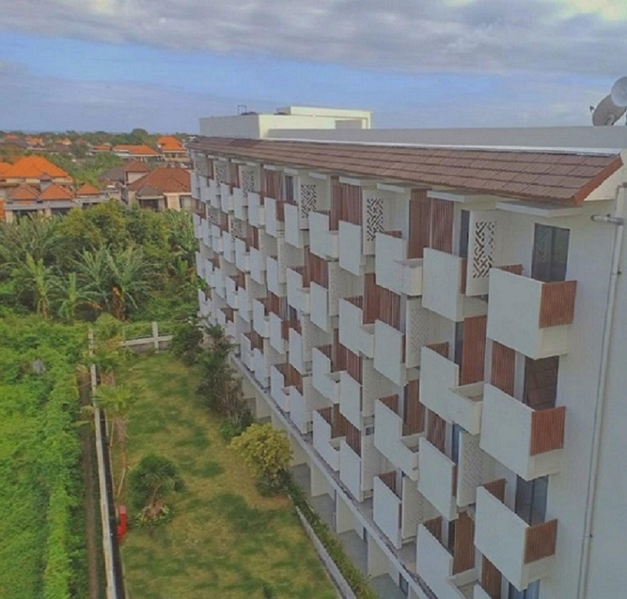 Vista Exterior Horison Le Aman Bali