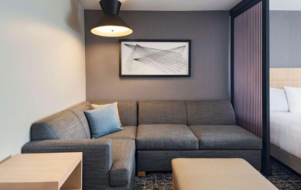 Hyatt Place Austin / Lake Travis / Four Points