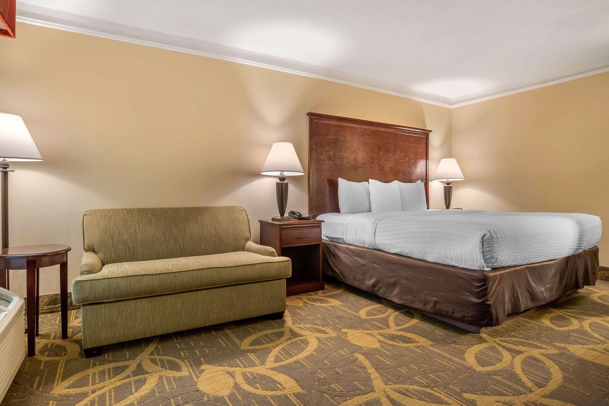 Habitación Clarion Inn and Conference Center
