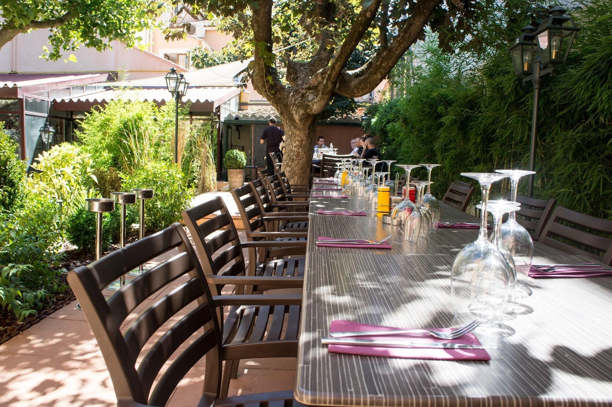 Restaurant Hôtel de France - Hôtel de charme en Provence