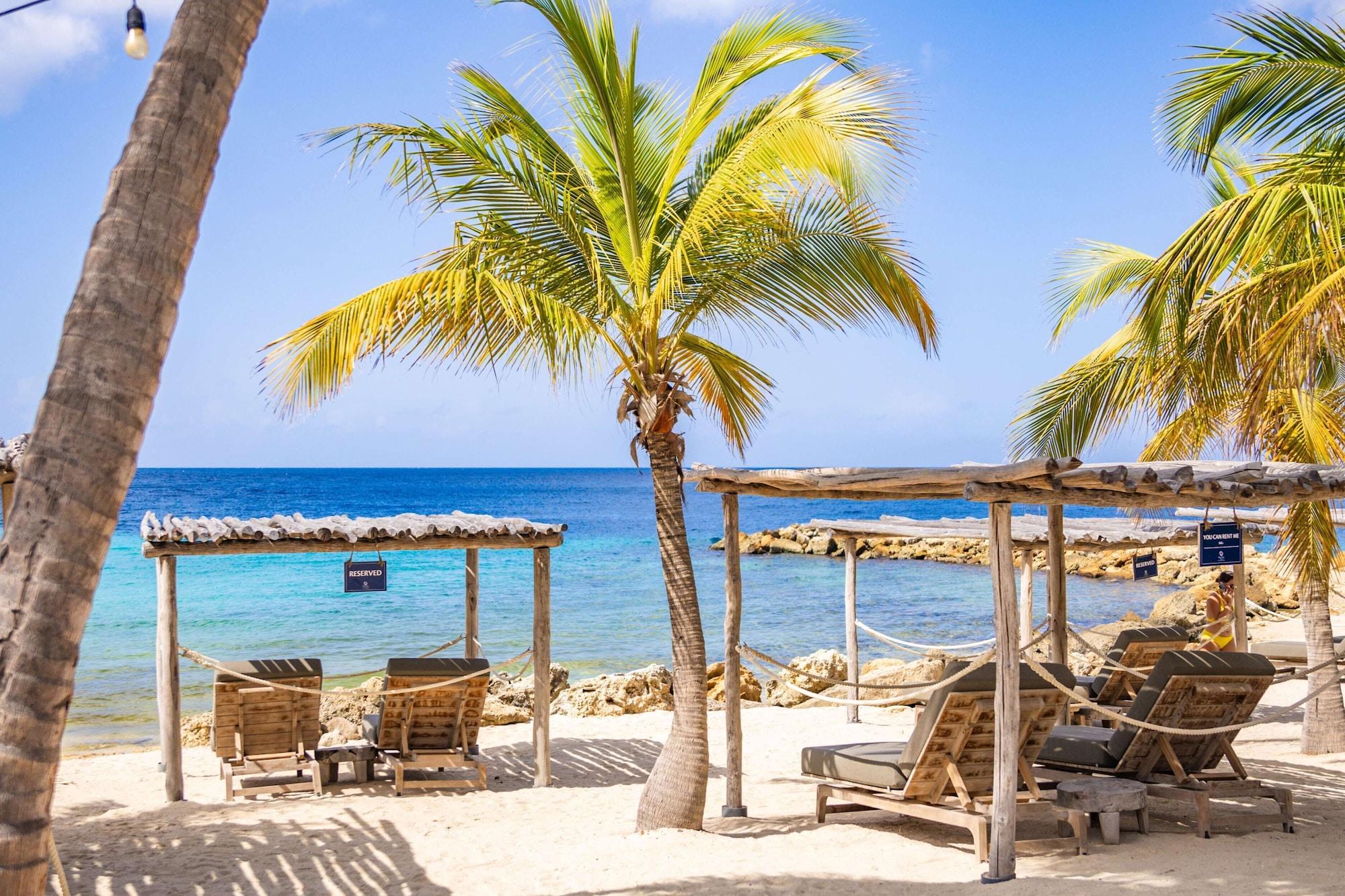 Playa Bayside Boutique Hotel - Blue Bay Golf & Beach Resort