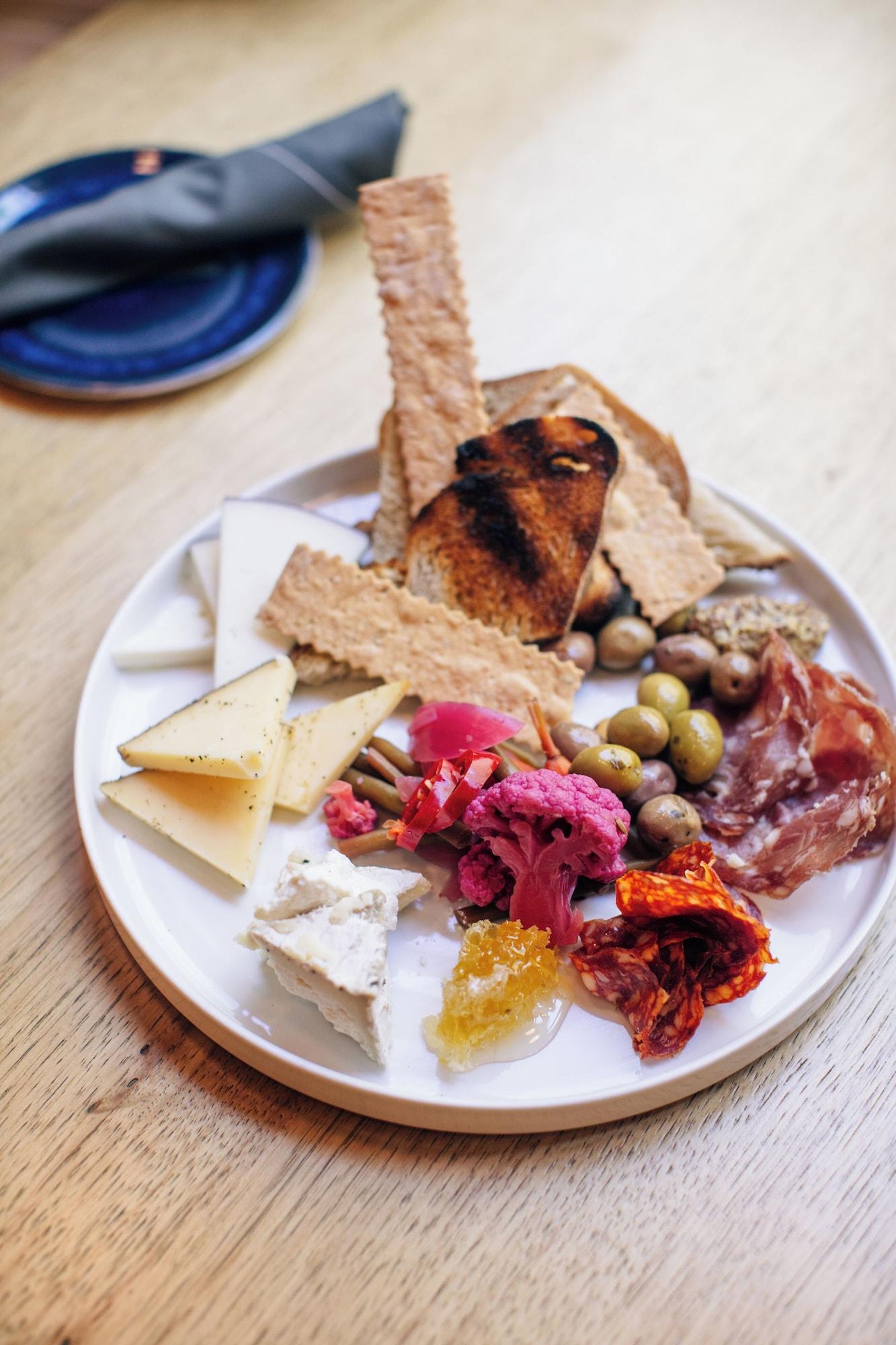 Restaurant The Clancy, Autograph Collection by Marriott