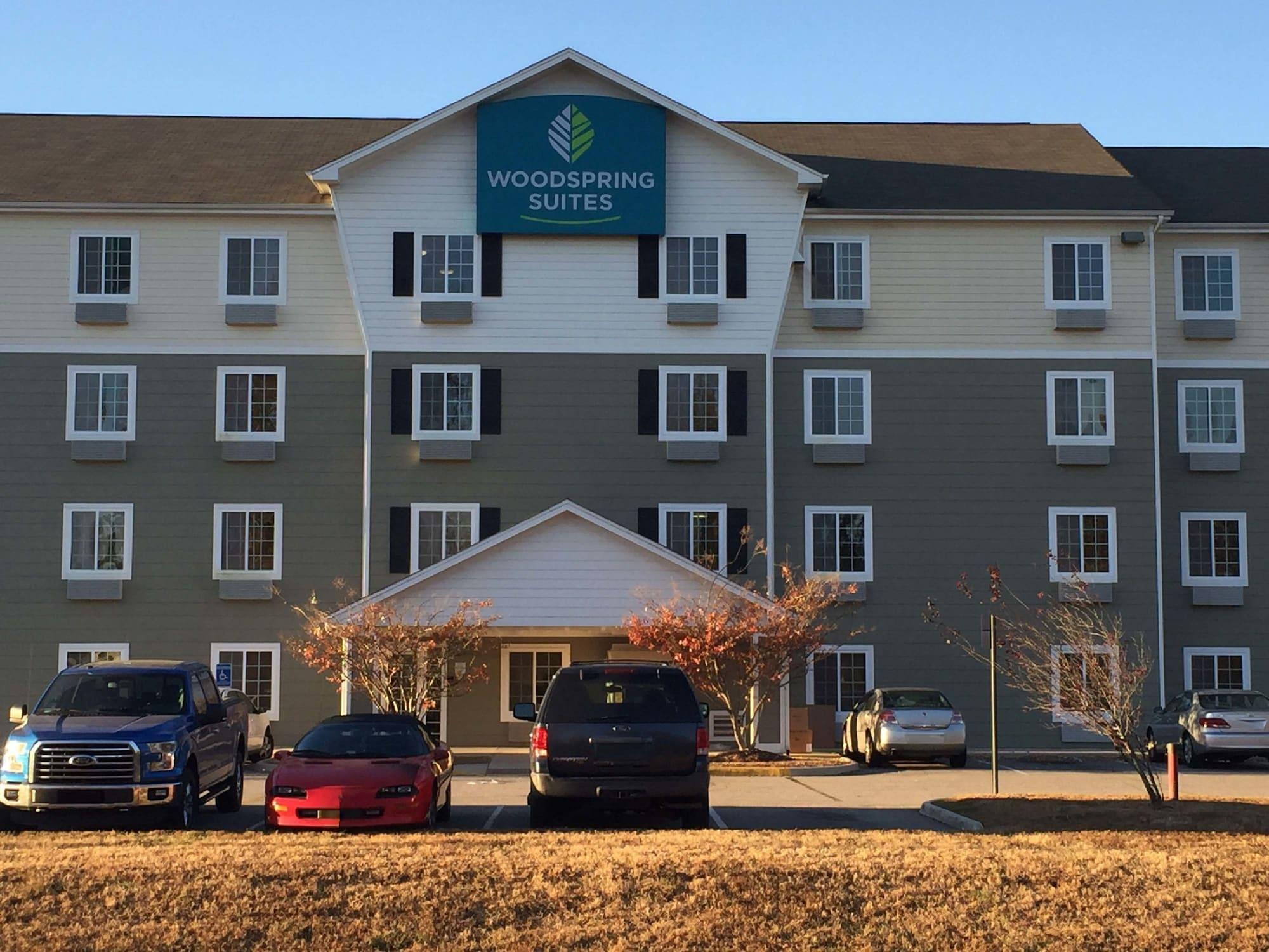 Comodidades del Alojamiento WoodSpring Suites Chesapeake - Norfolk South