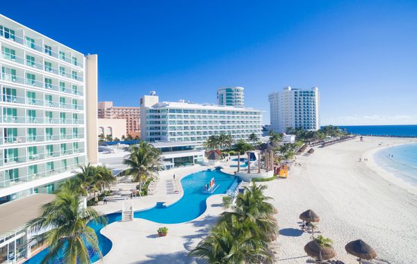 Krystal Cancún - Hoteles en Zona Hotelera de Cancún