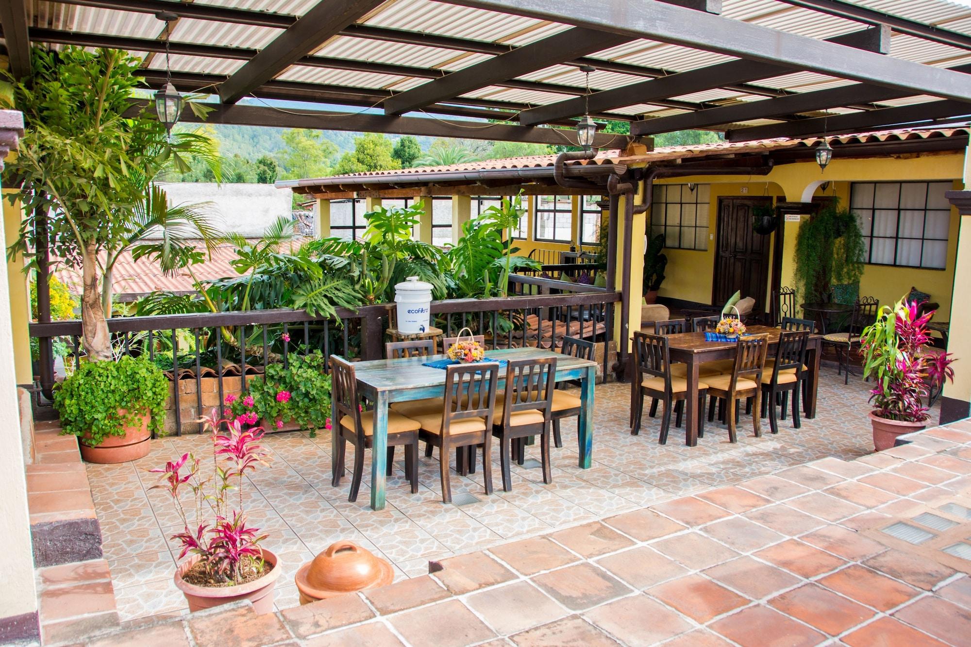 Restaurant Las Camelias Inn
