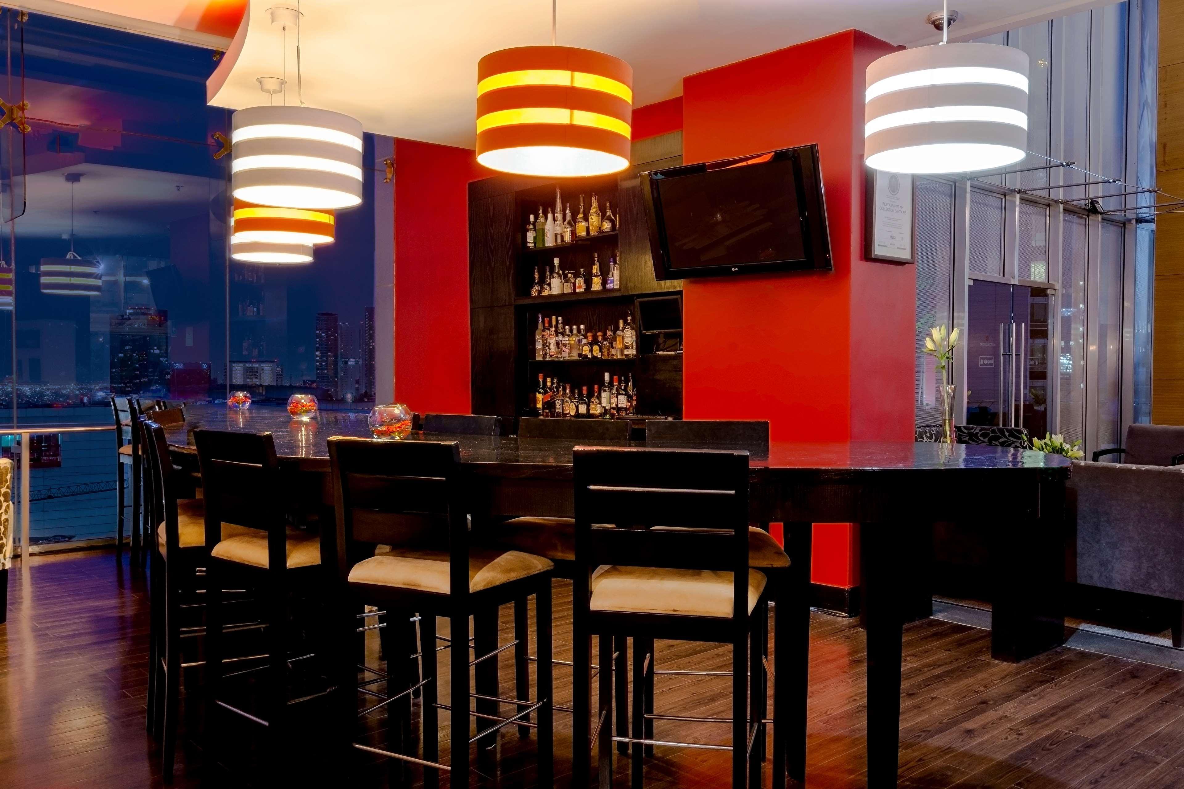 Bar/Salón NH Collection Mexico City Santa Fé