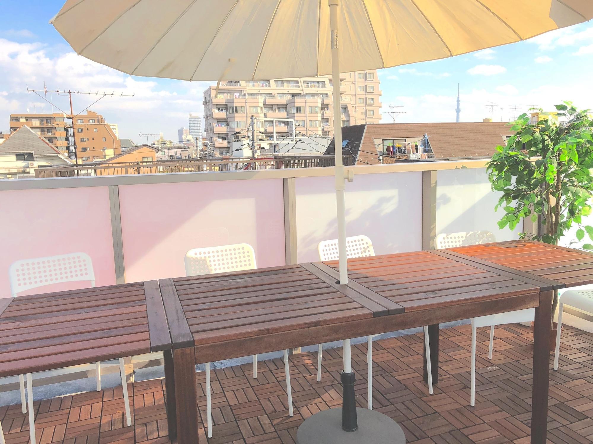 Vista Exterior Tokyo Art House