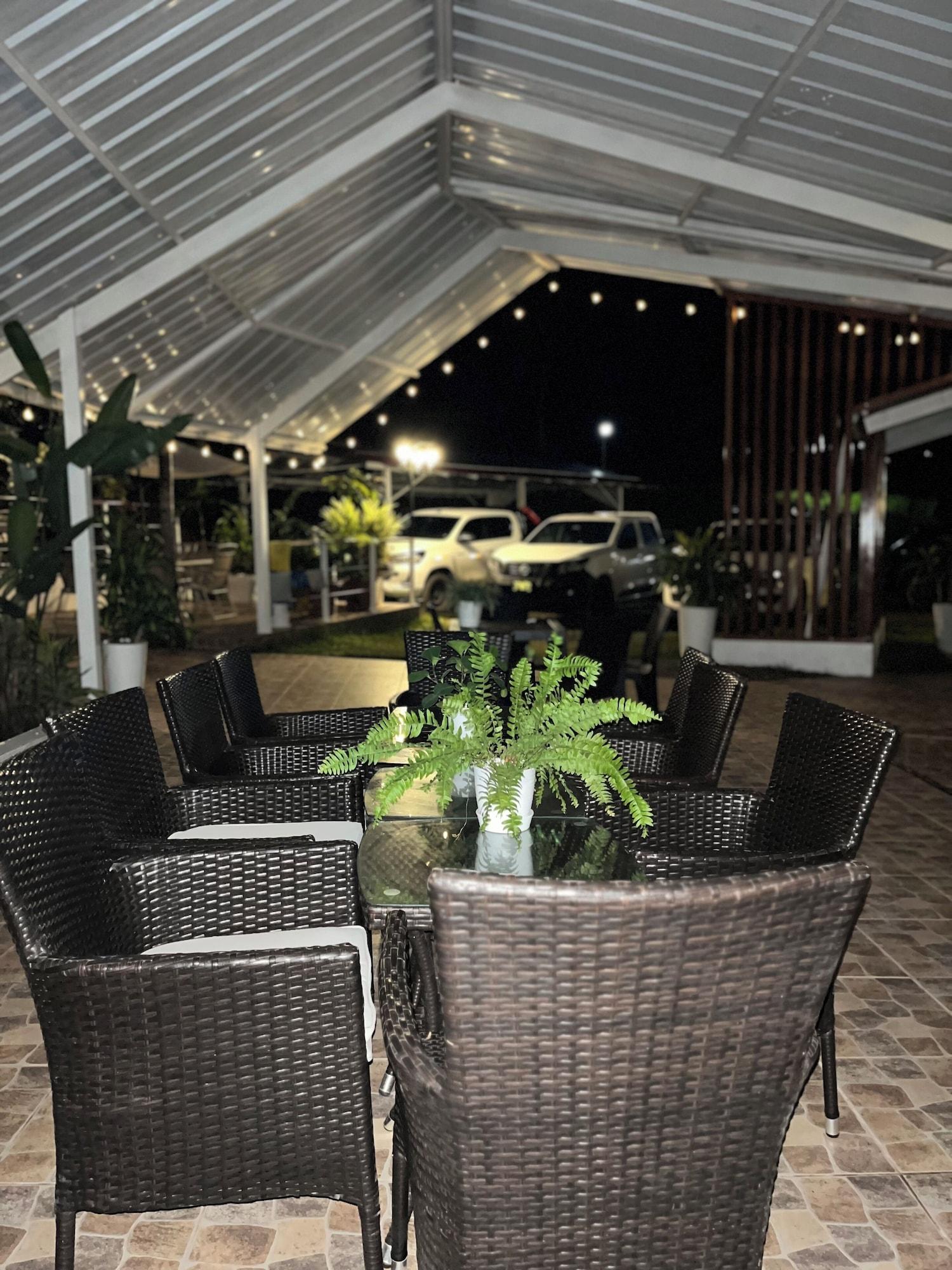 Equipamiento de Habitación Albergue Gstir