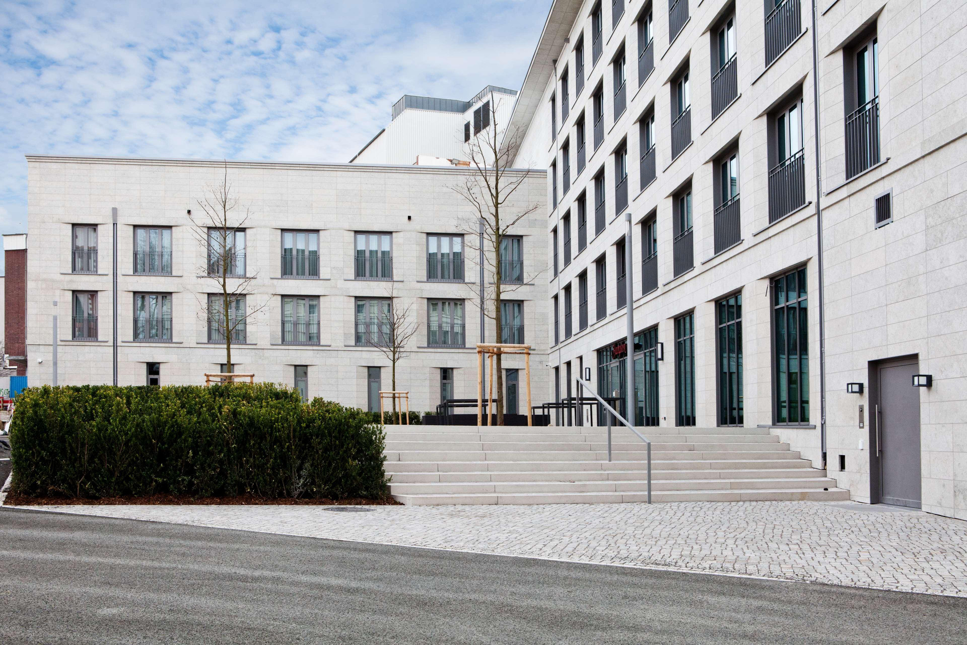 Vista Exterior Hampton by Hilton Dortmund Phoenix See