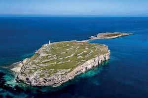 Actividad - Crucero al Atardecer en Comino - Excursión de Medio Día