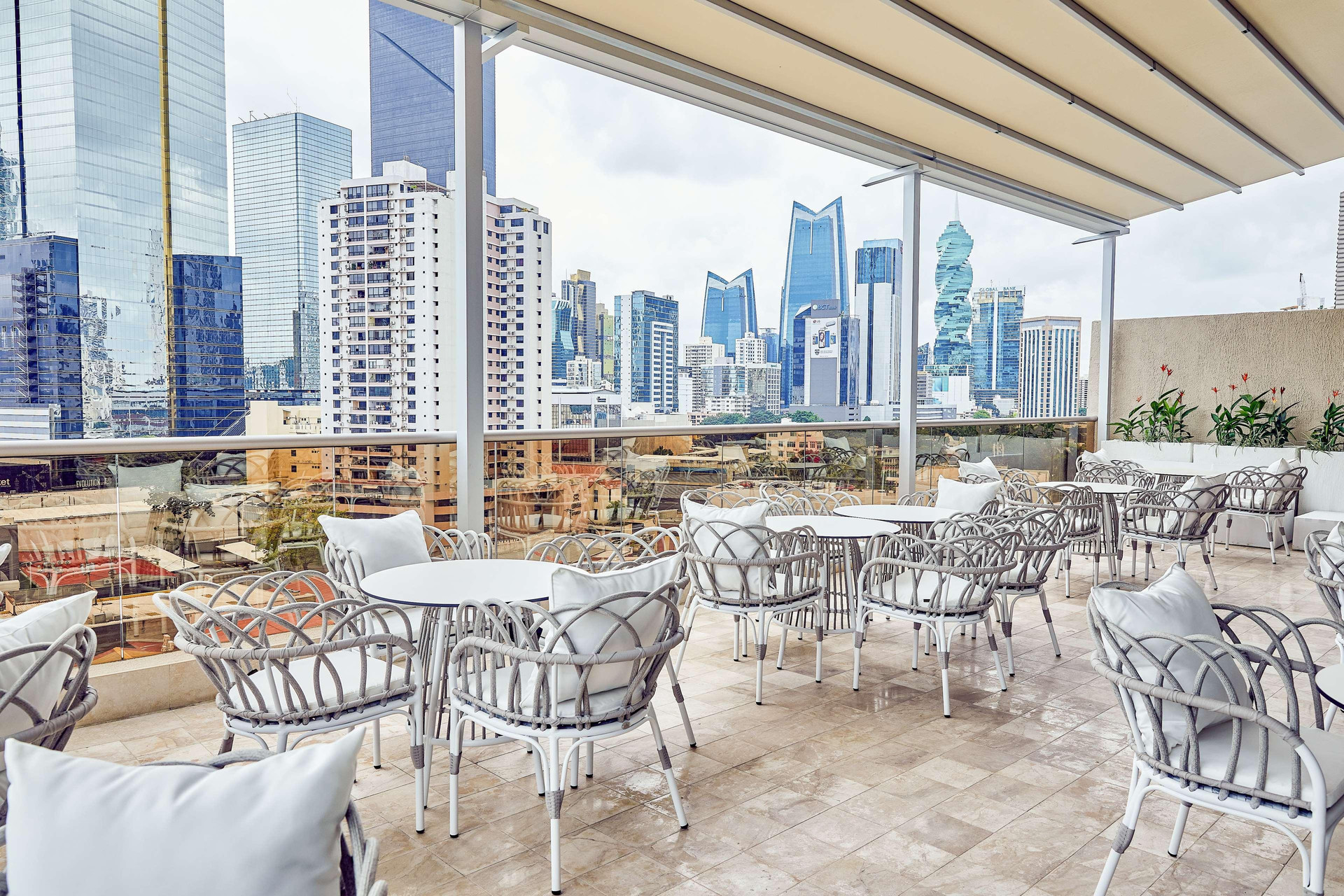 Vista Exterior Waldorf Astoria Panama