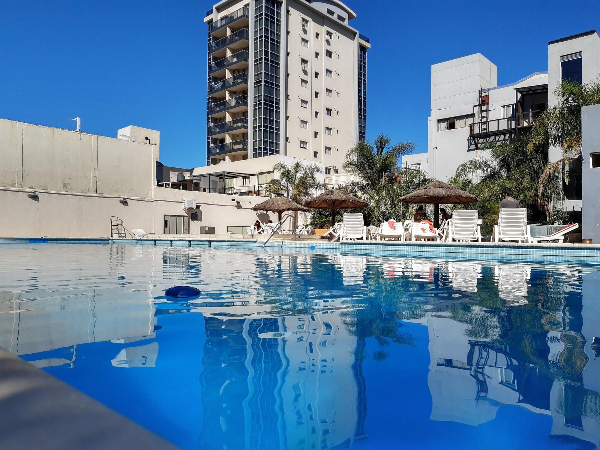 Vista Piscina Hotel Presidente