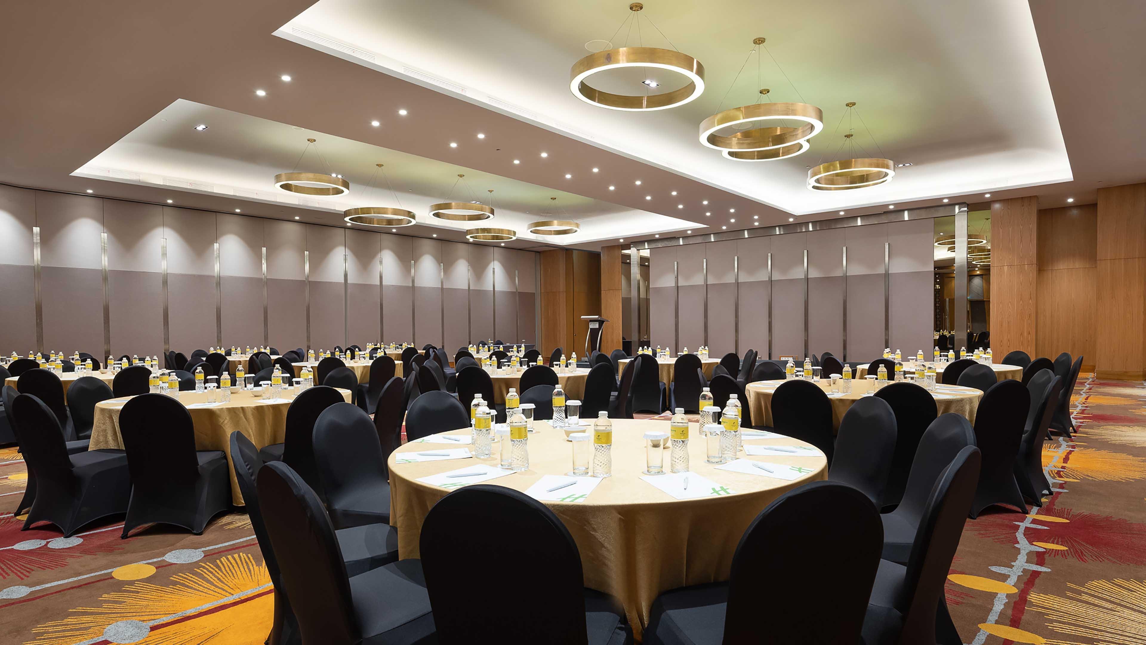 Salón de Baile Holiday Inn & Suites Jakarta Gajah Mada by IHG