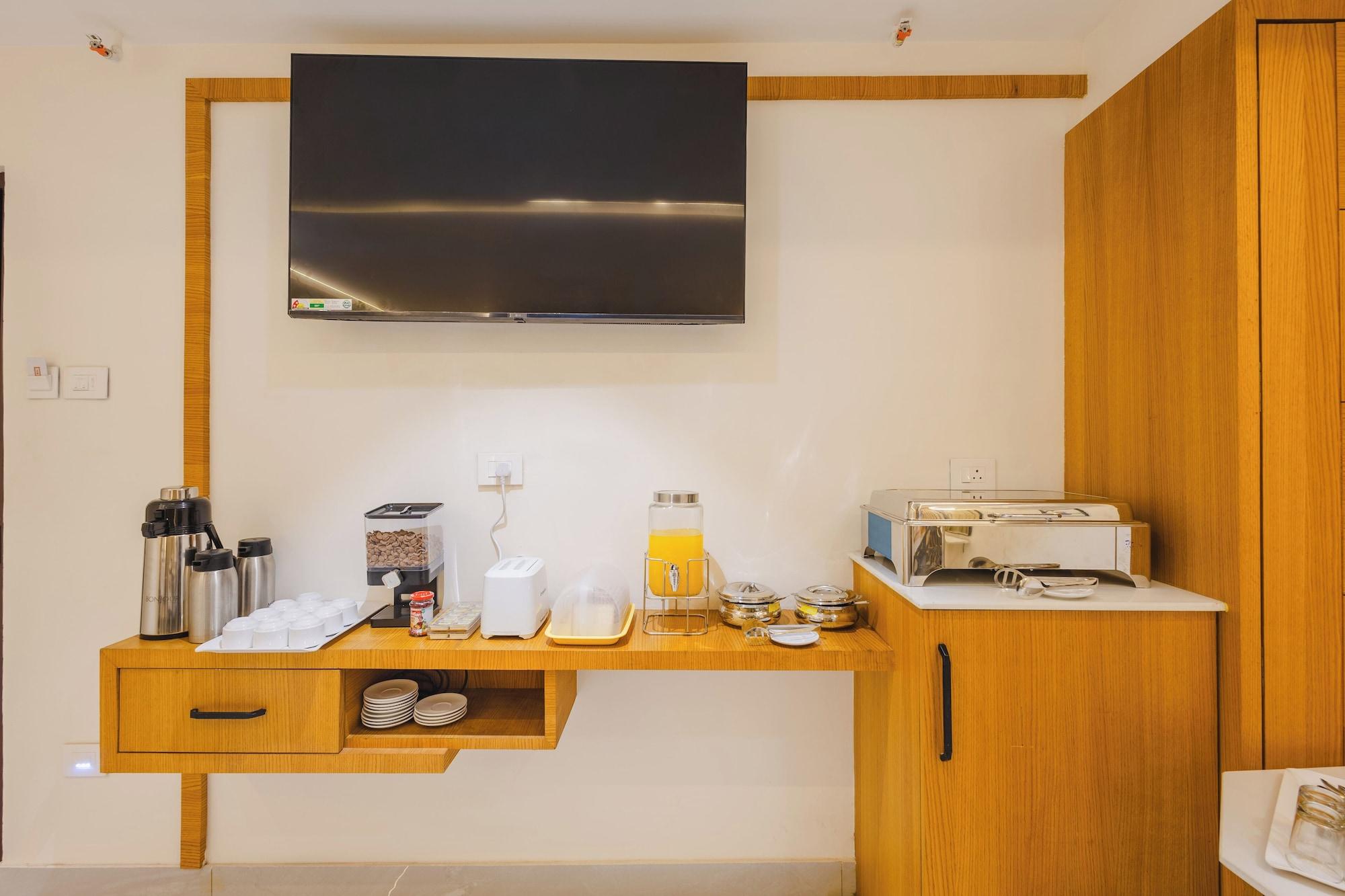 Restaurant Treebo SS Residency Gandhi Nagar