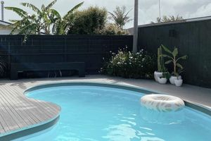 Alquiler Vacacional - Huge Family Retreat with Pool and Cinema - 4 mins from the beach